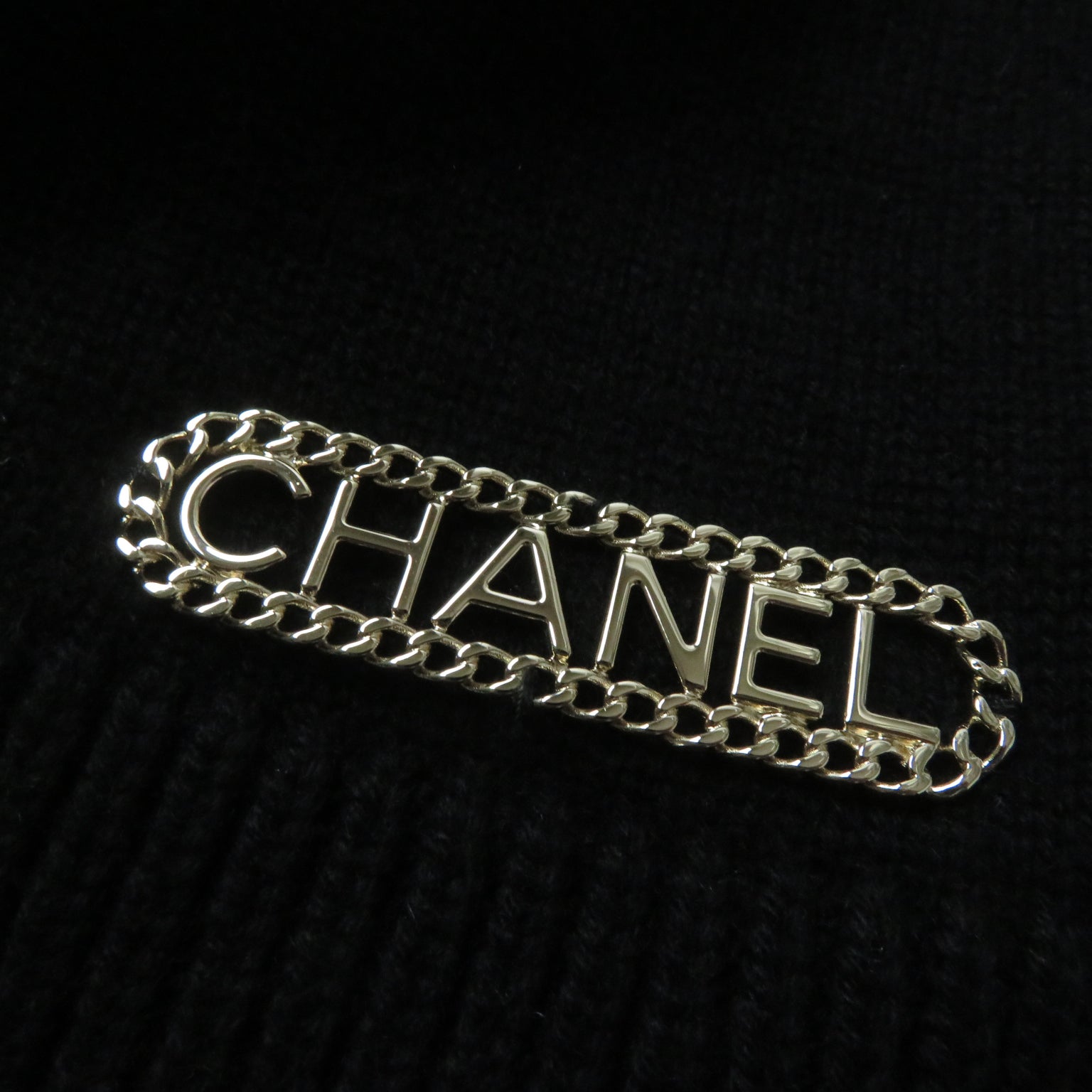 Top Quality Chanel Cashmere Off-Shoulder Knit Sweater