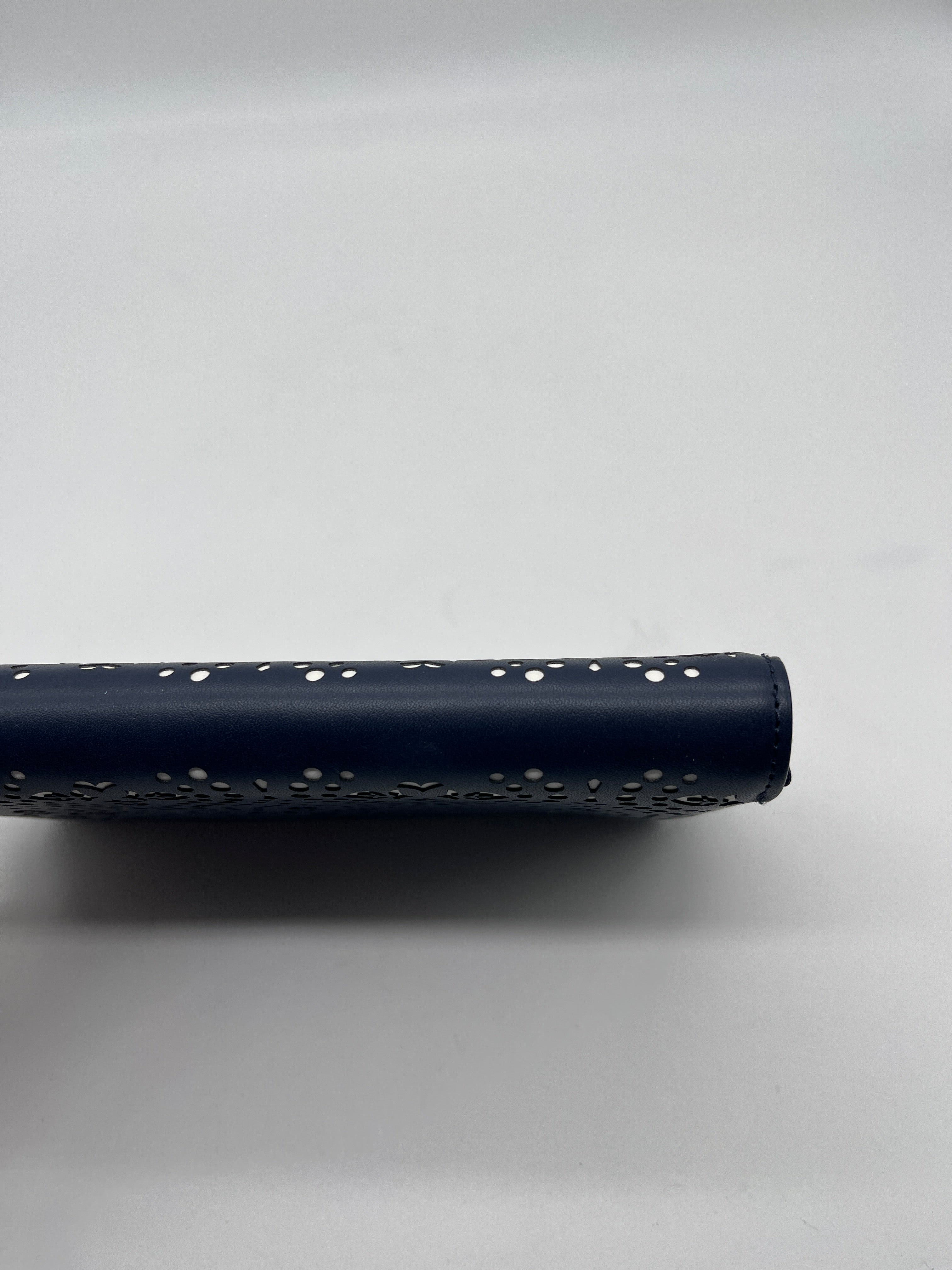 Wallet By Vera Bradley. Size: Large