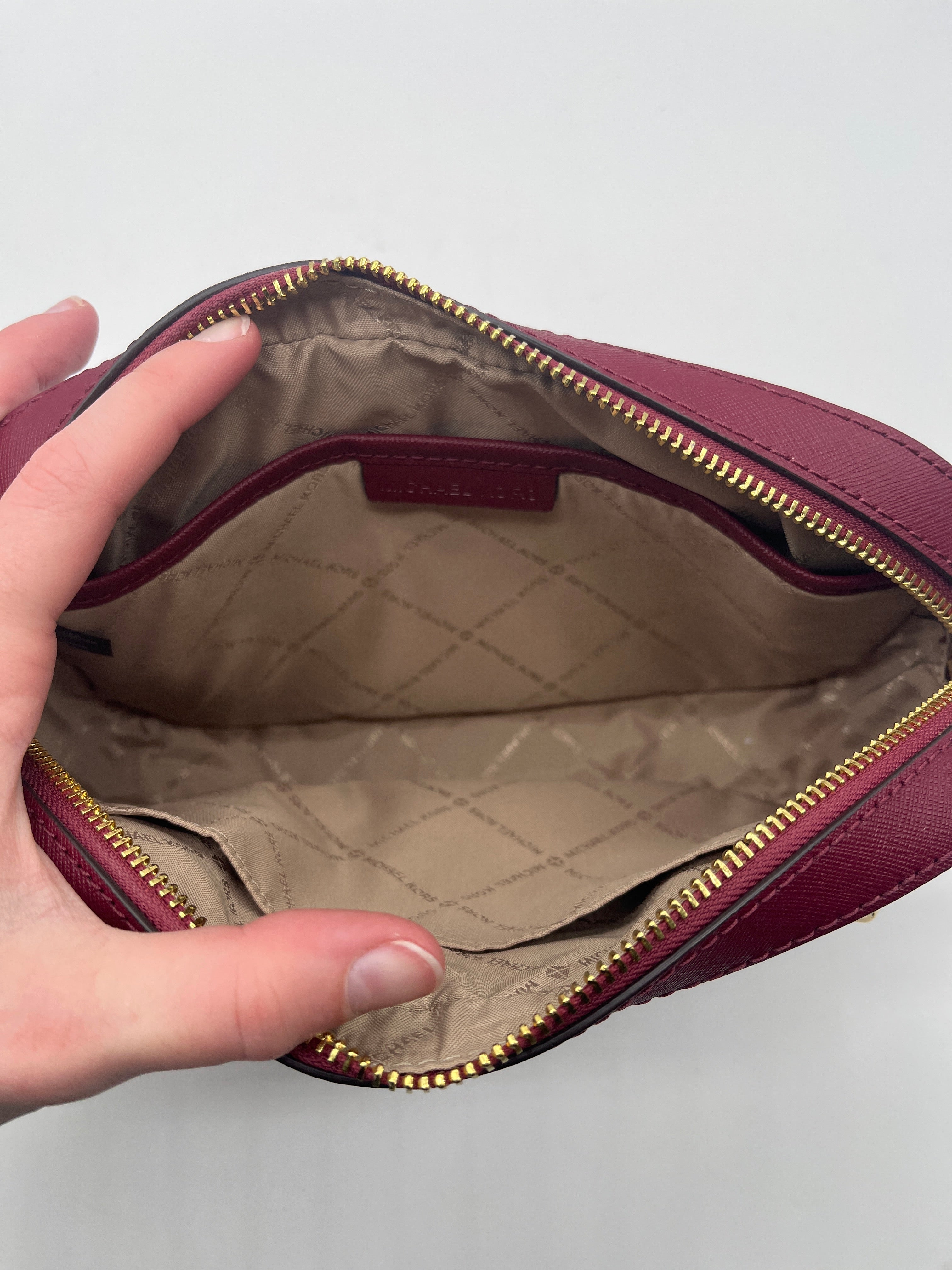 Handbag Designer By Michael Kors. Size: Small