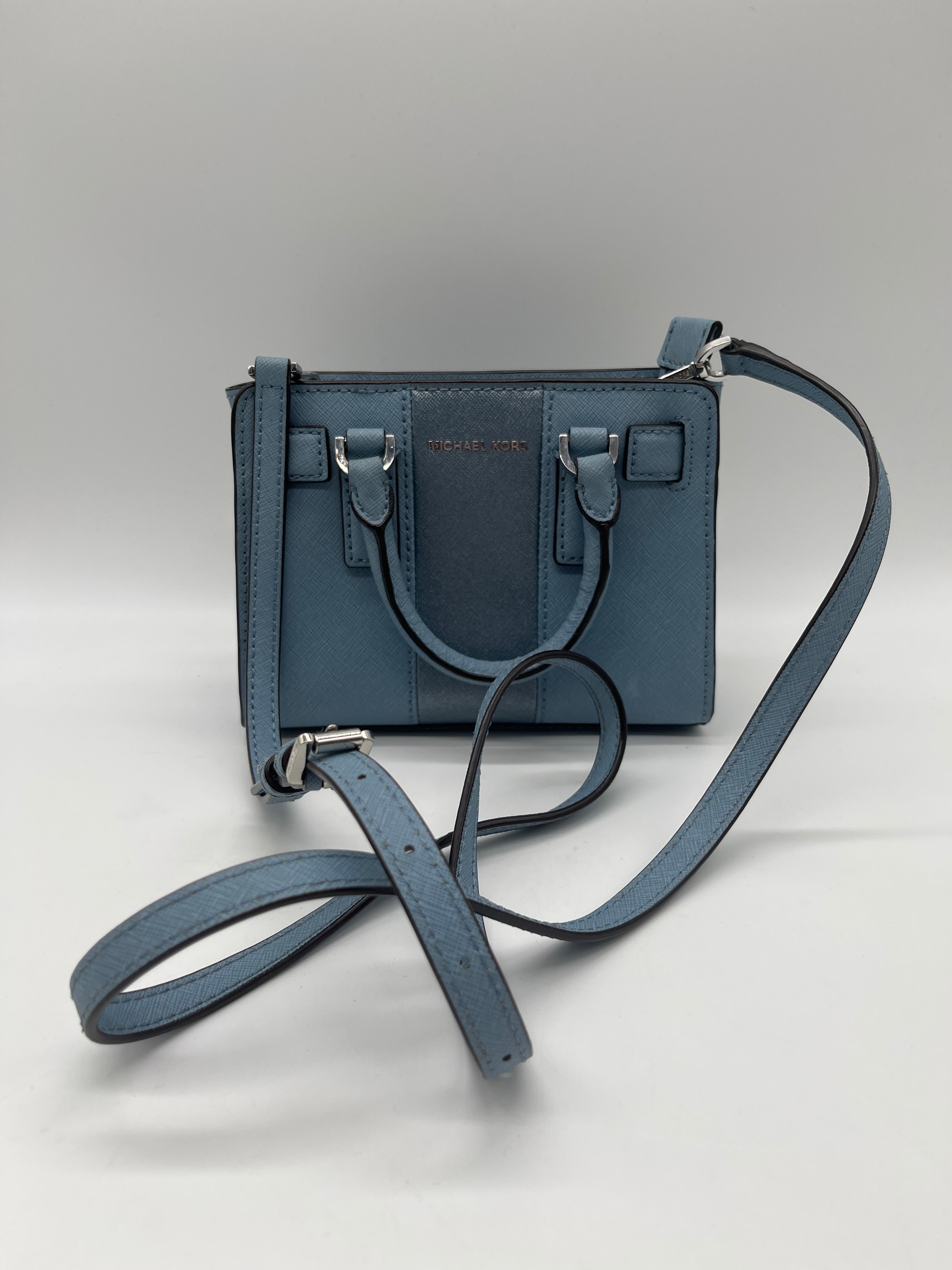 Handbag Designer By Michael Kors. Size: Small