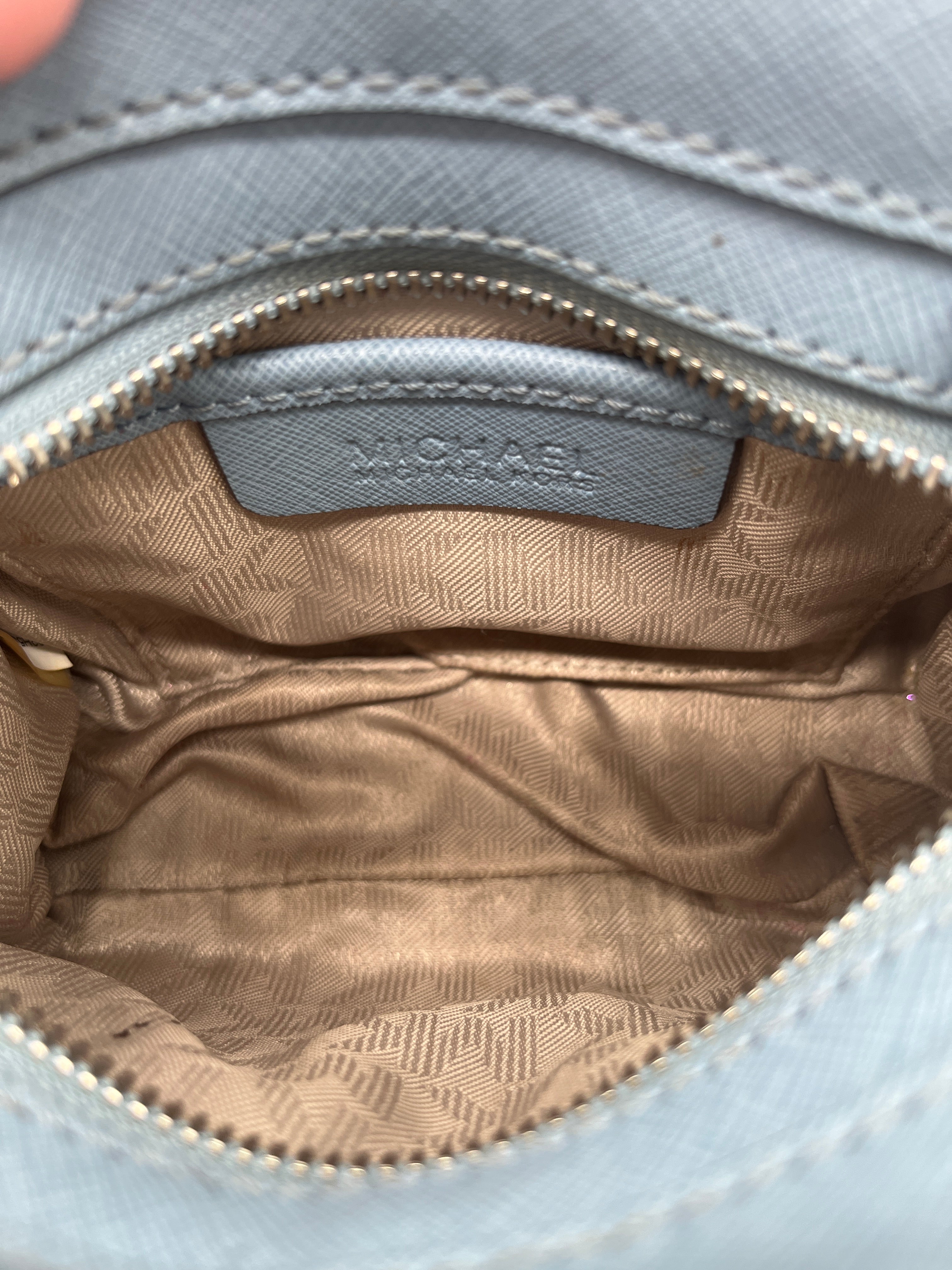 Handbag Designer By Michael Kors. Size: Small