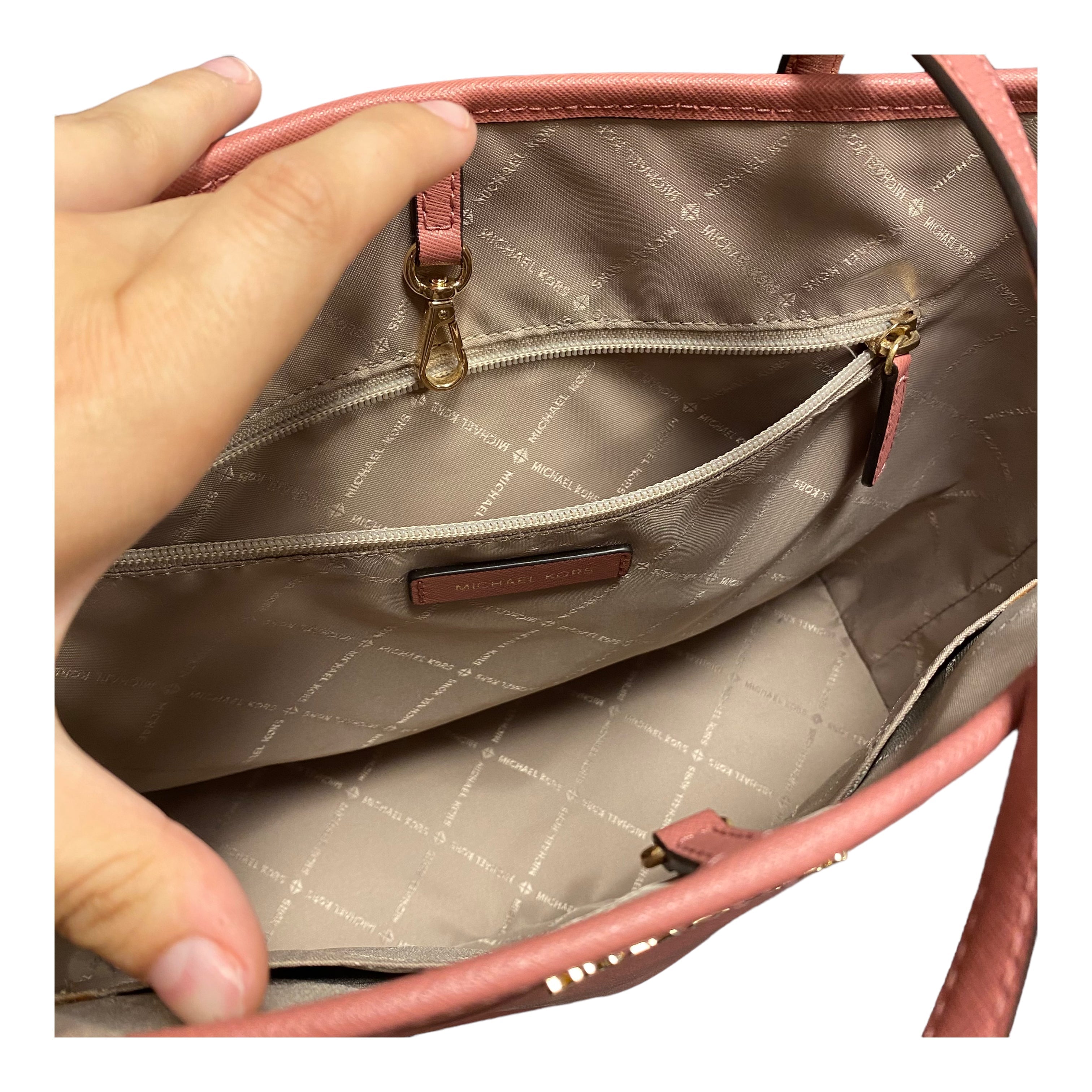 Handbag Designer By Michael Kors. Size: Large