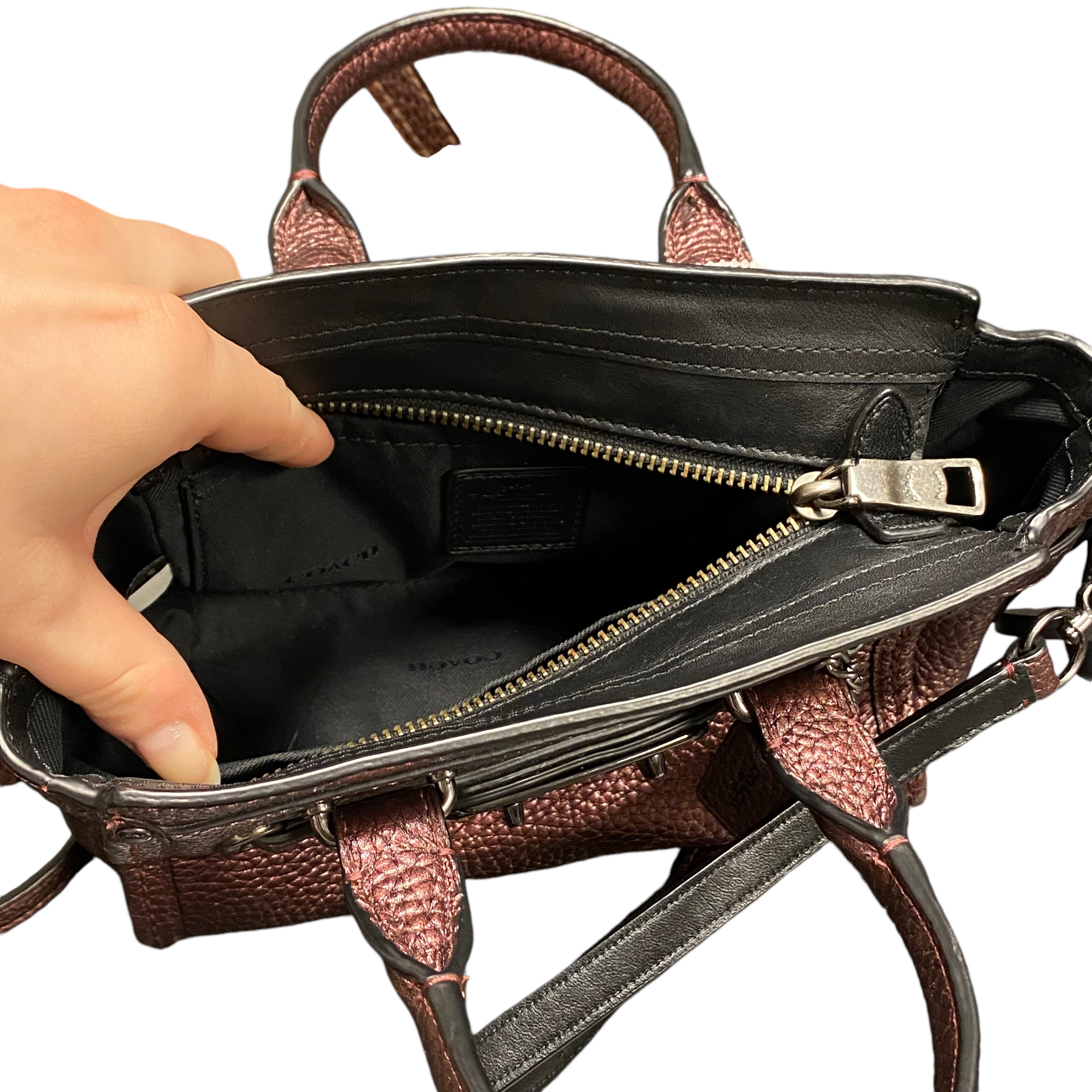 Handbag Designer By Coach. Size: Small