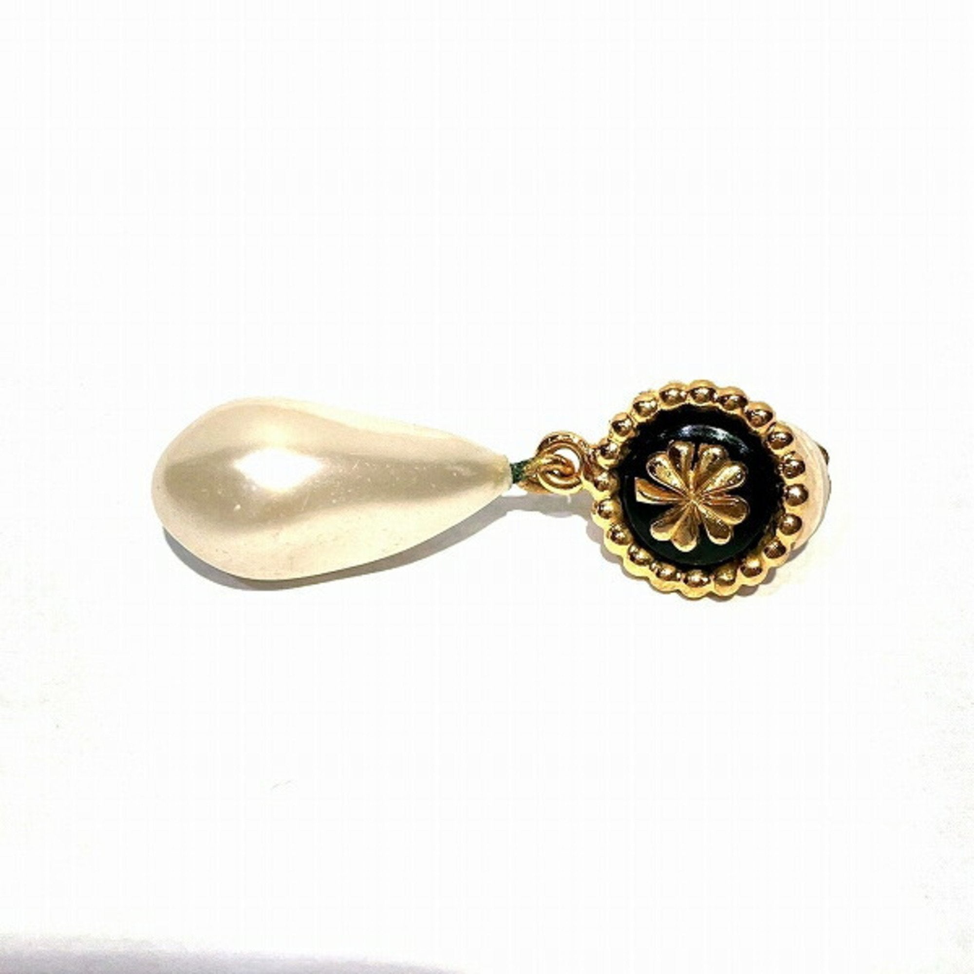 Top Quality Chanel Clover Earrings