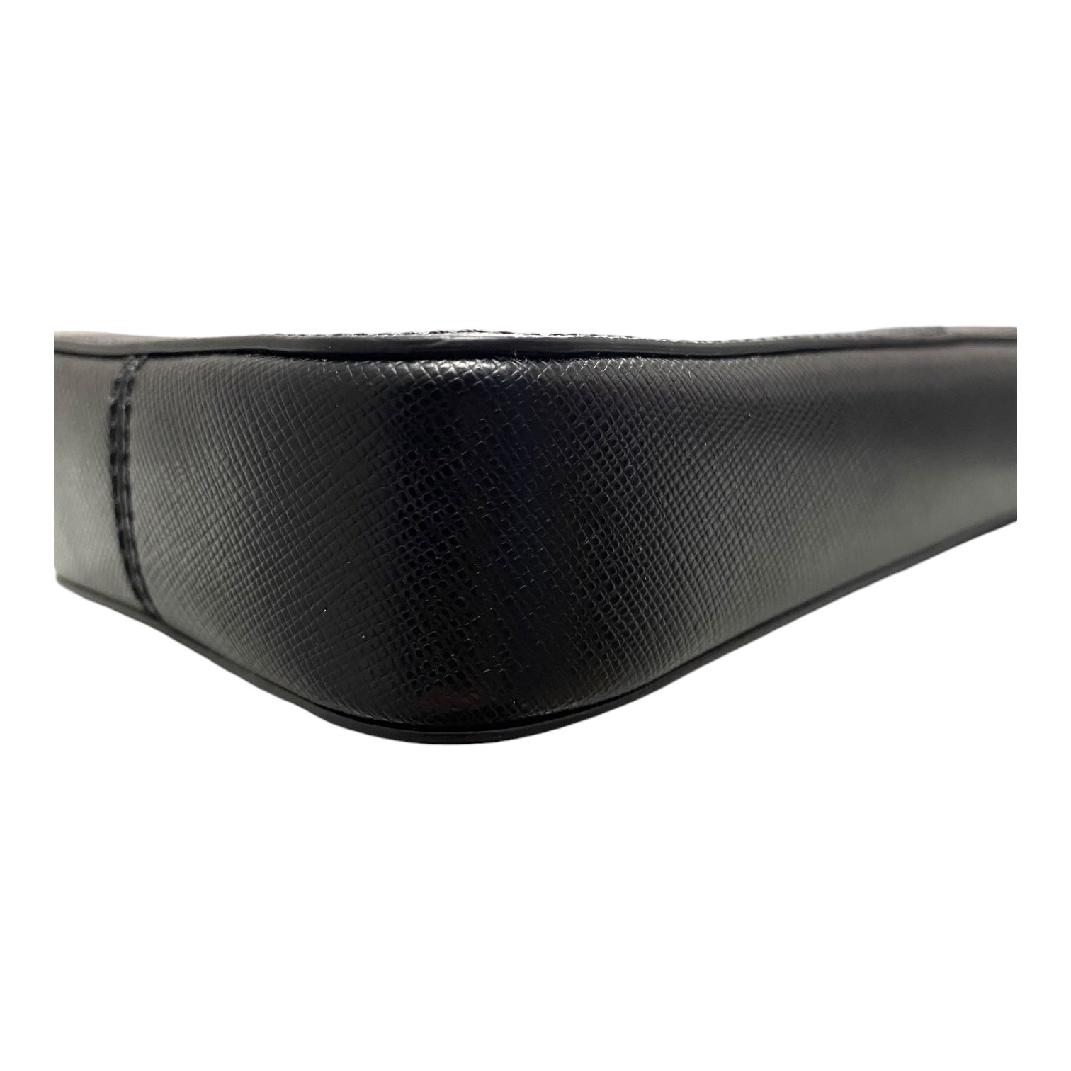 Handbag Designer By Kate Spade. Size: Small