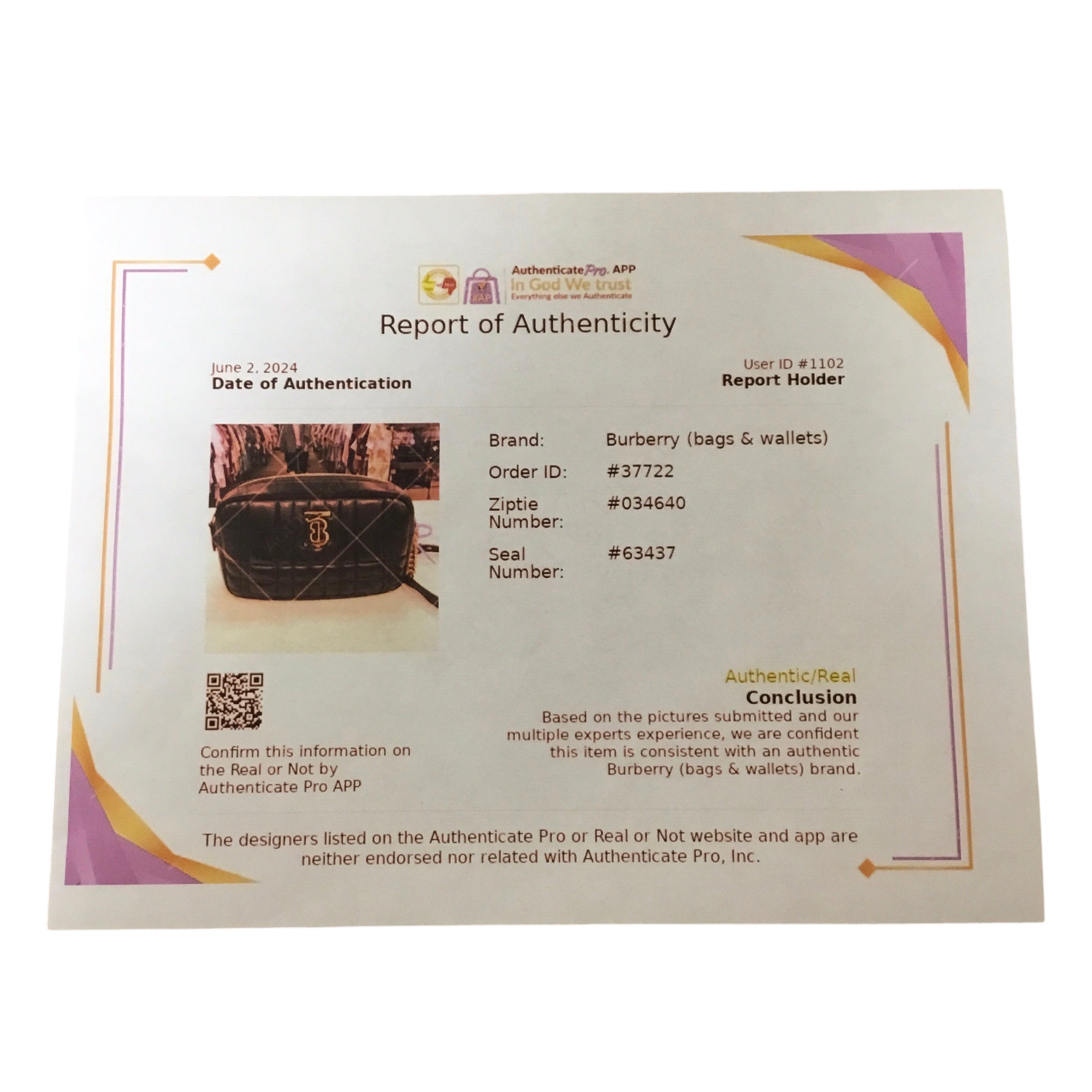 Crossbody Luxury Designer By Burberry. Size: Small