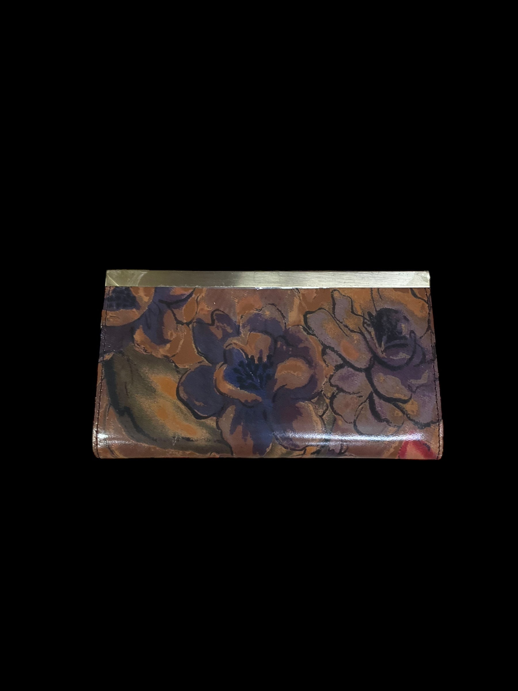 Wallet Designer By Patricia Nash. Size: Medium