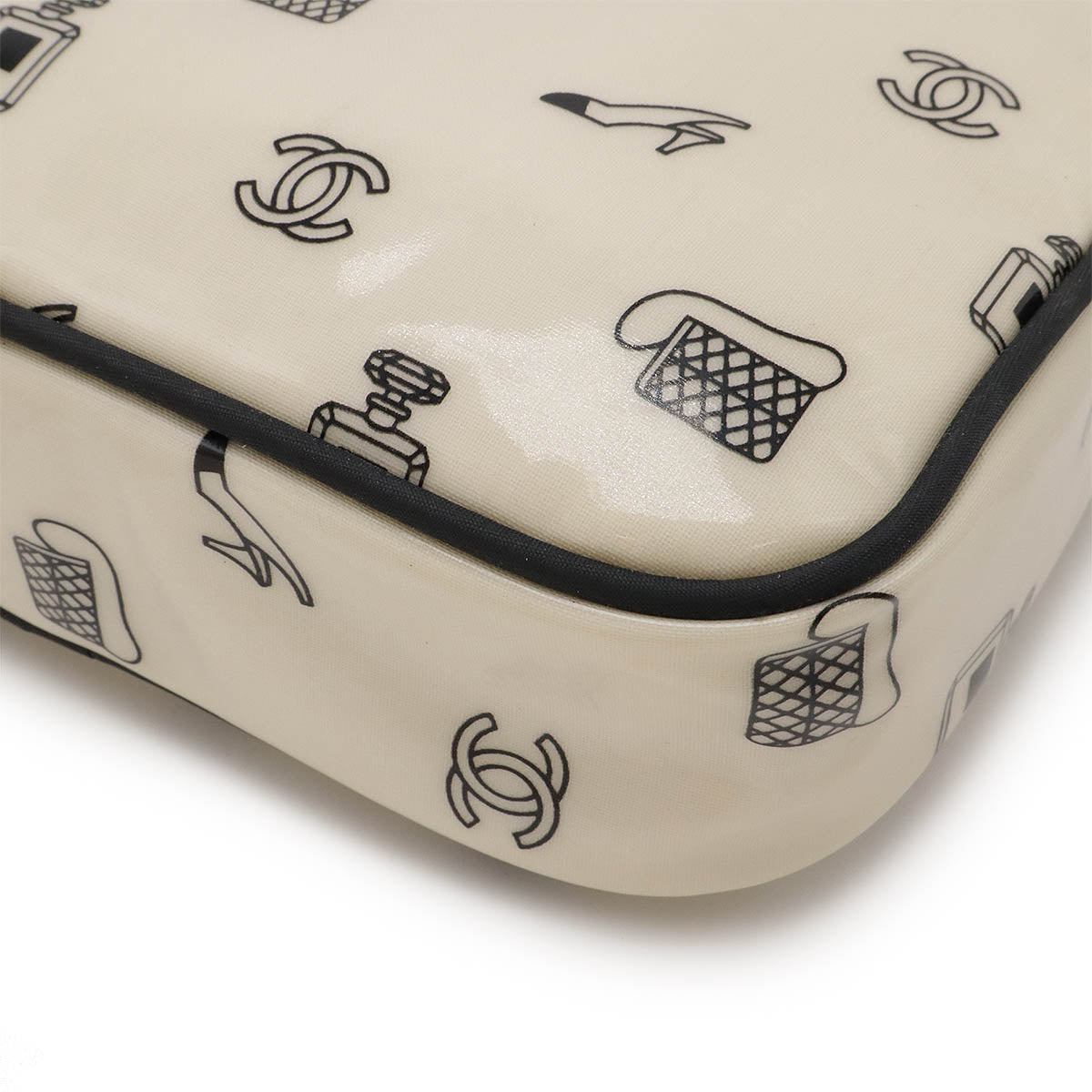 Top Quality Chanel Logo Print Travel Pouch Cosmetic Bag