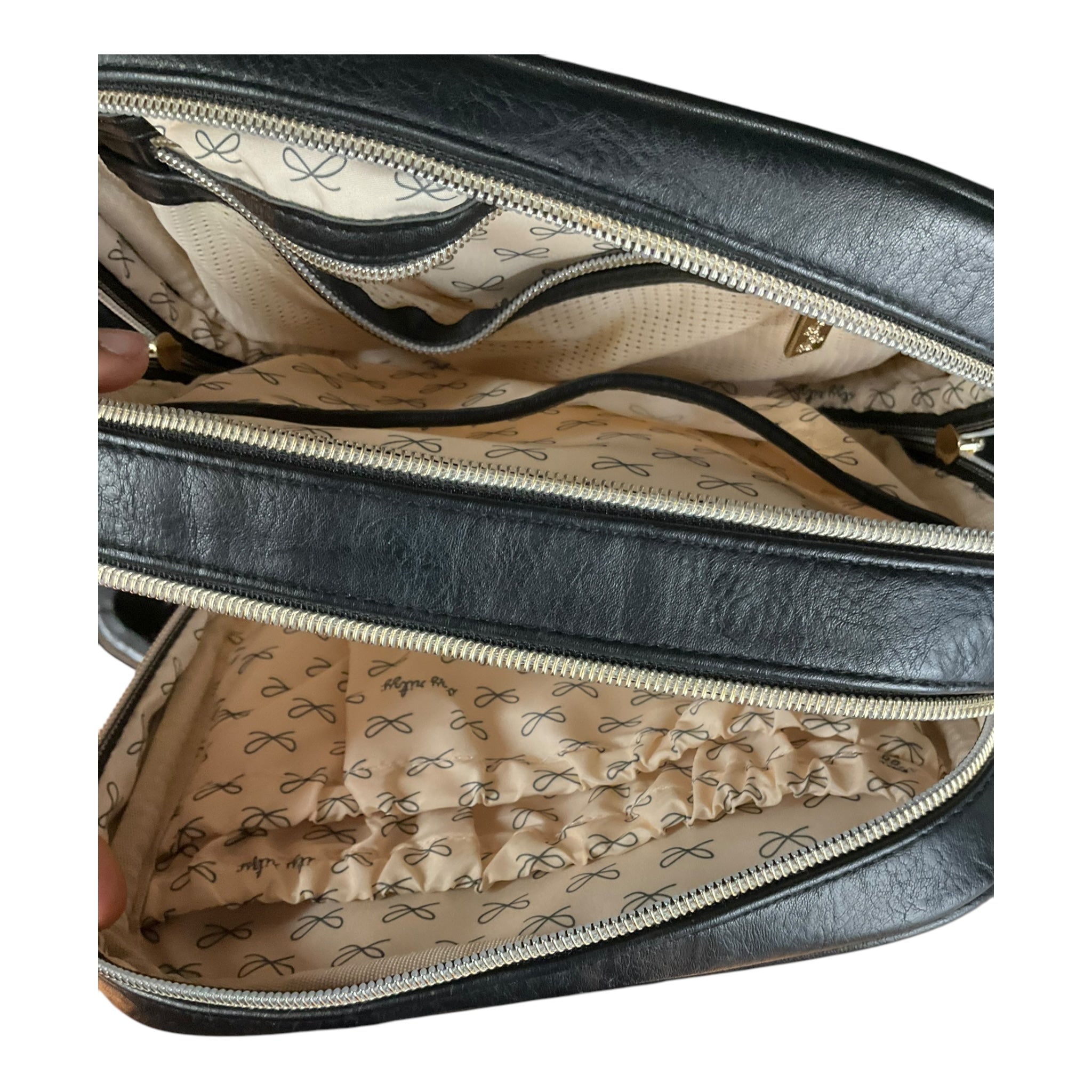 Diaper Bag By Cma. Size: Small