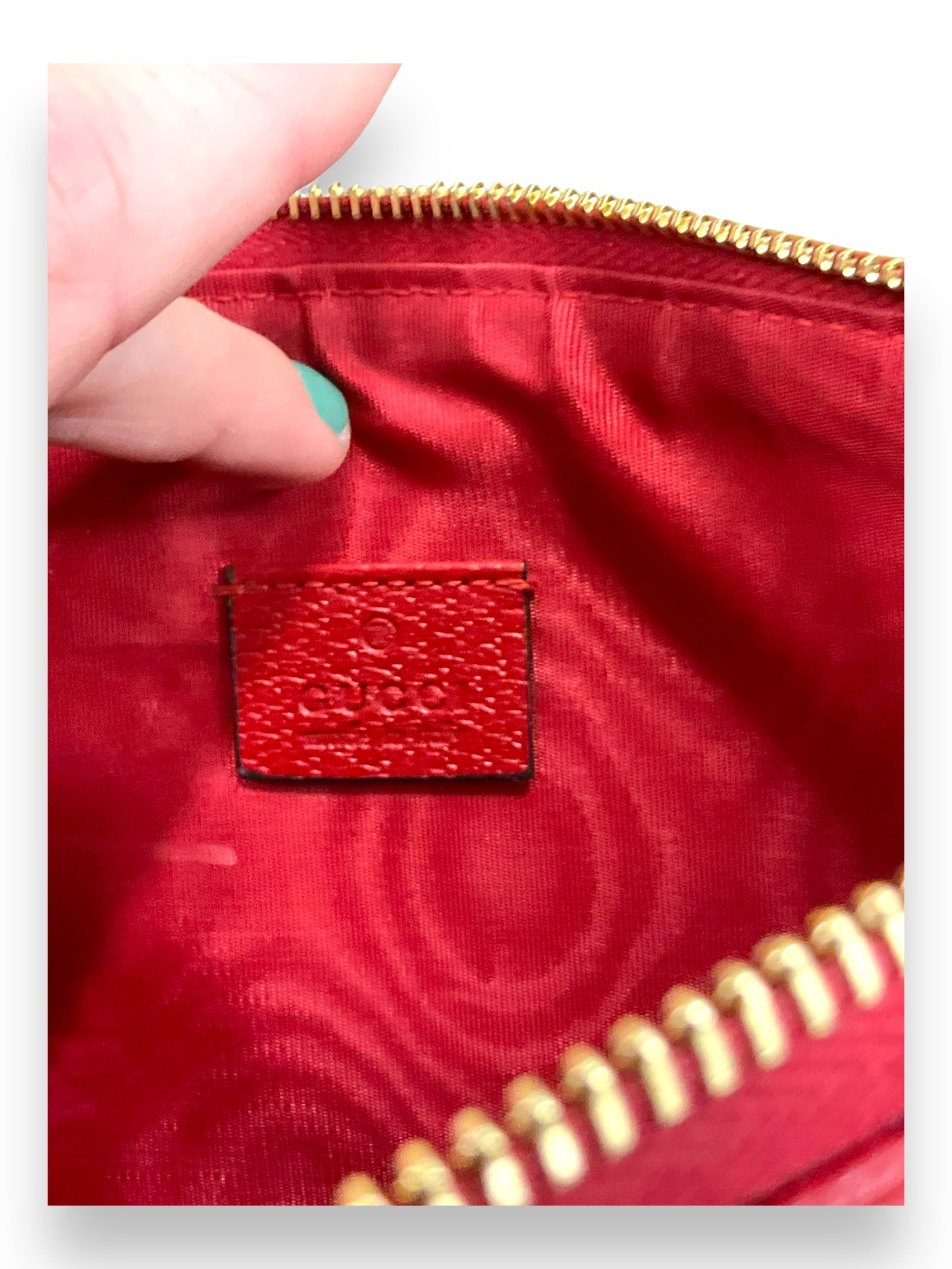Clutch Luxury Designer Gucci. Size Medium