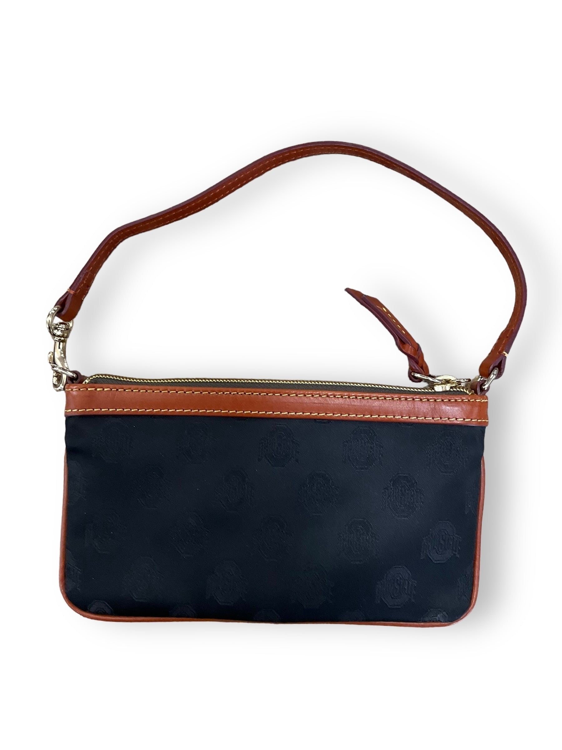 Wristlet Designer Dooney And Bourke. Size Medium