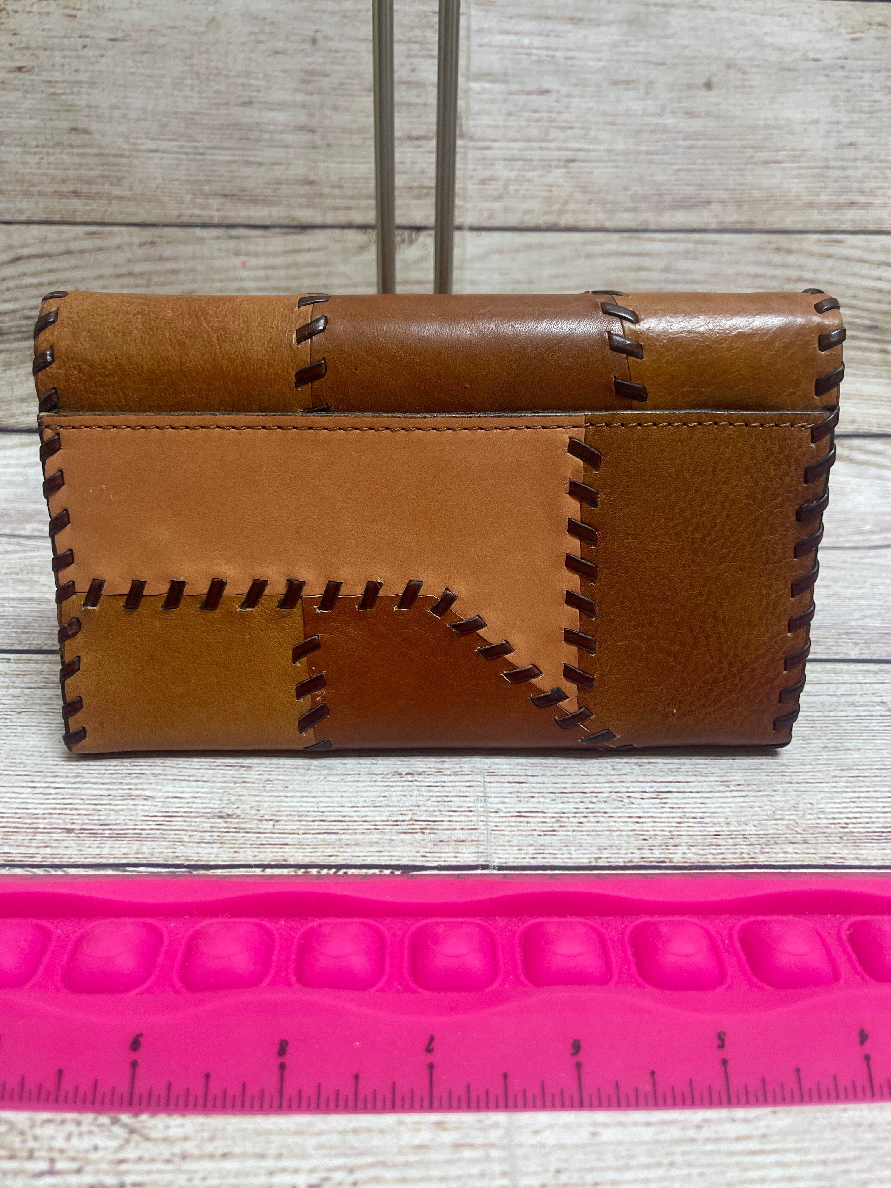 Wallet Designer By Patricia Nash. Size: Large