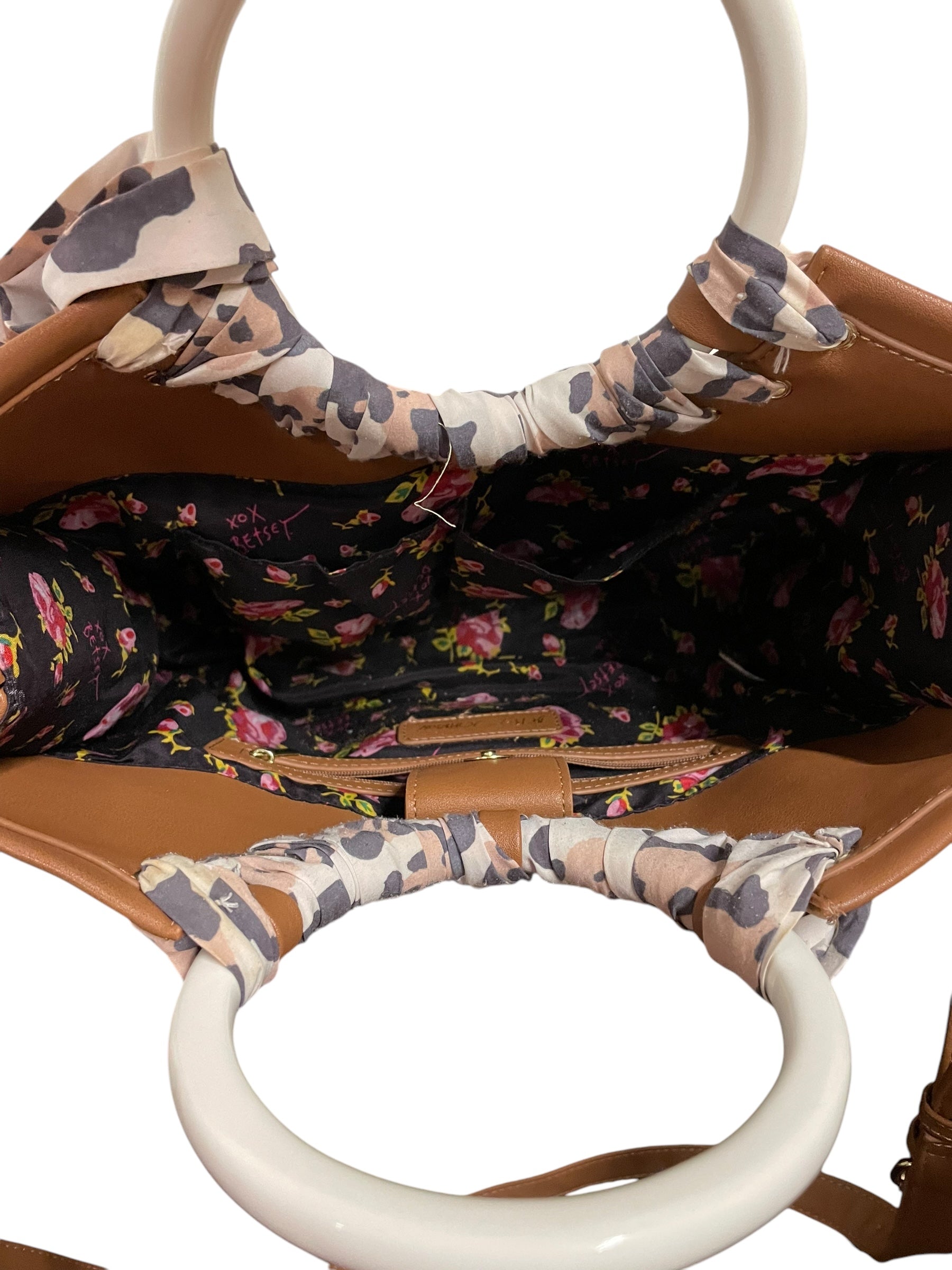 Handbag By Betsey Johnson. Size: Medium