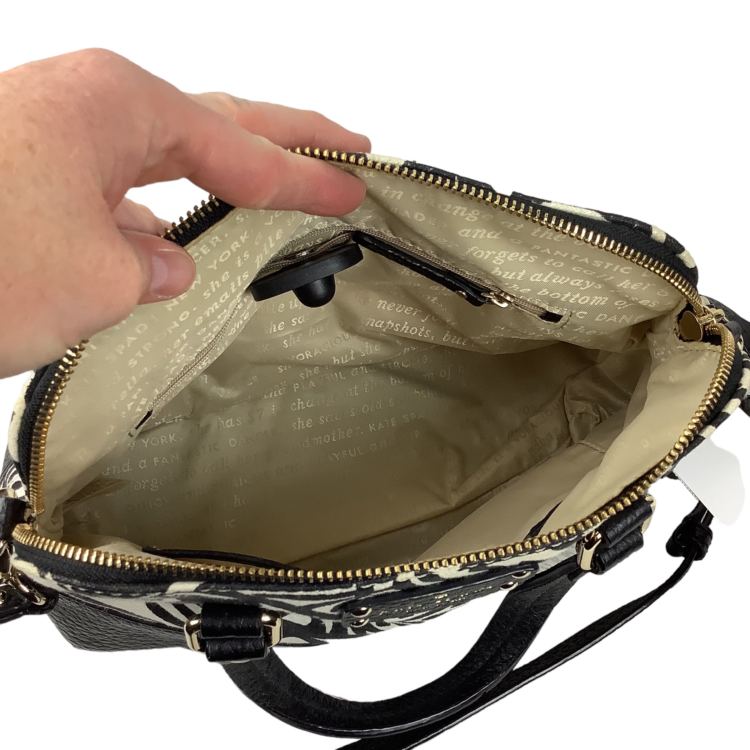 Crossbody Designer By Kate Spade. Size: Medium