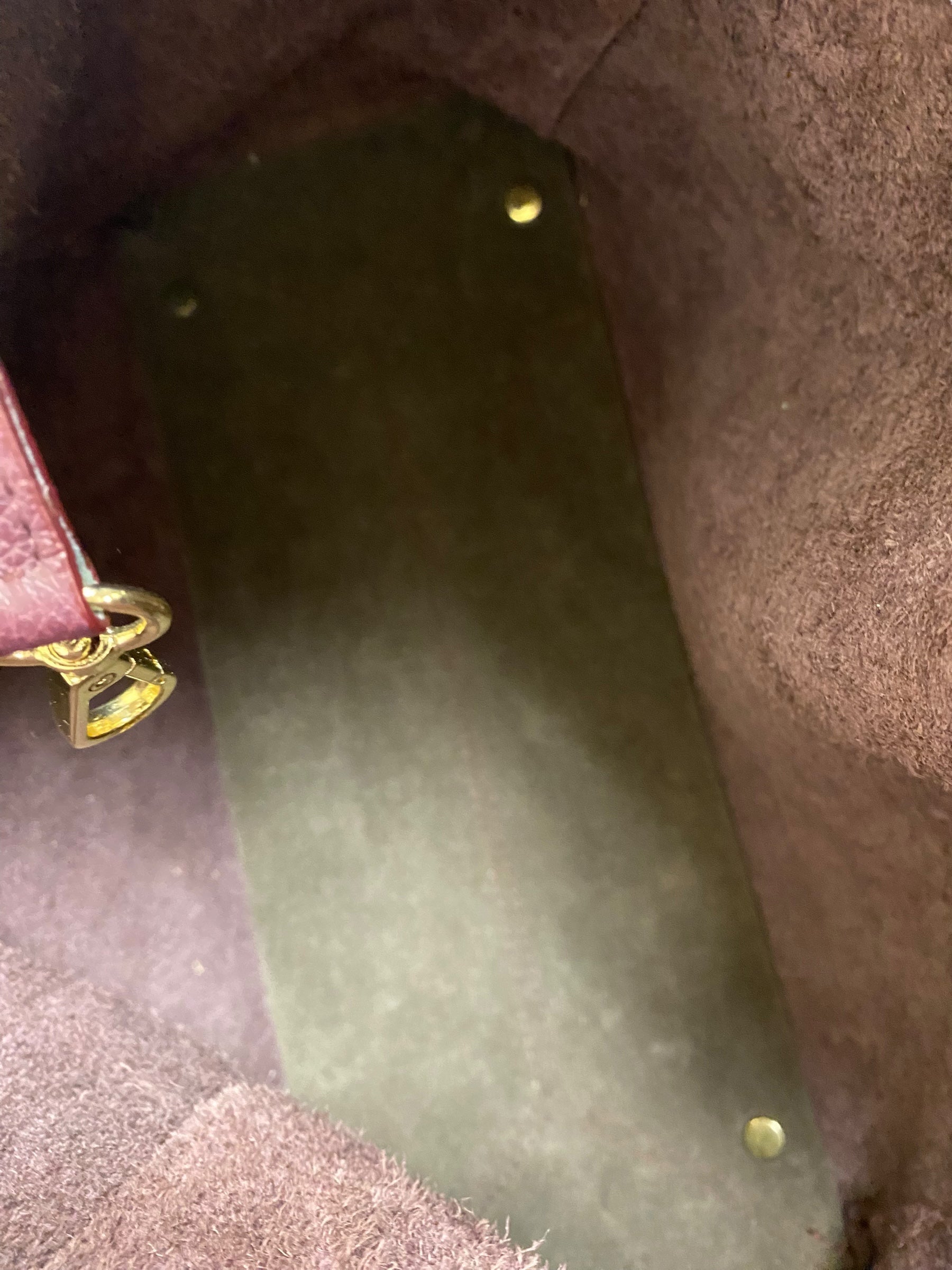 Handbag Designer By Clothes Mentor. Size: Medium