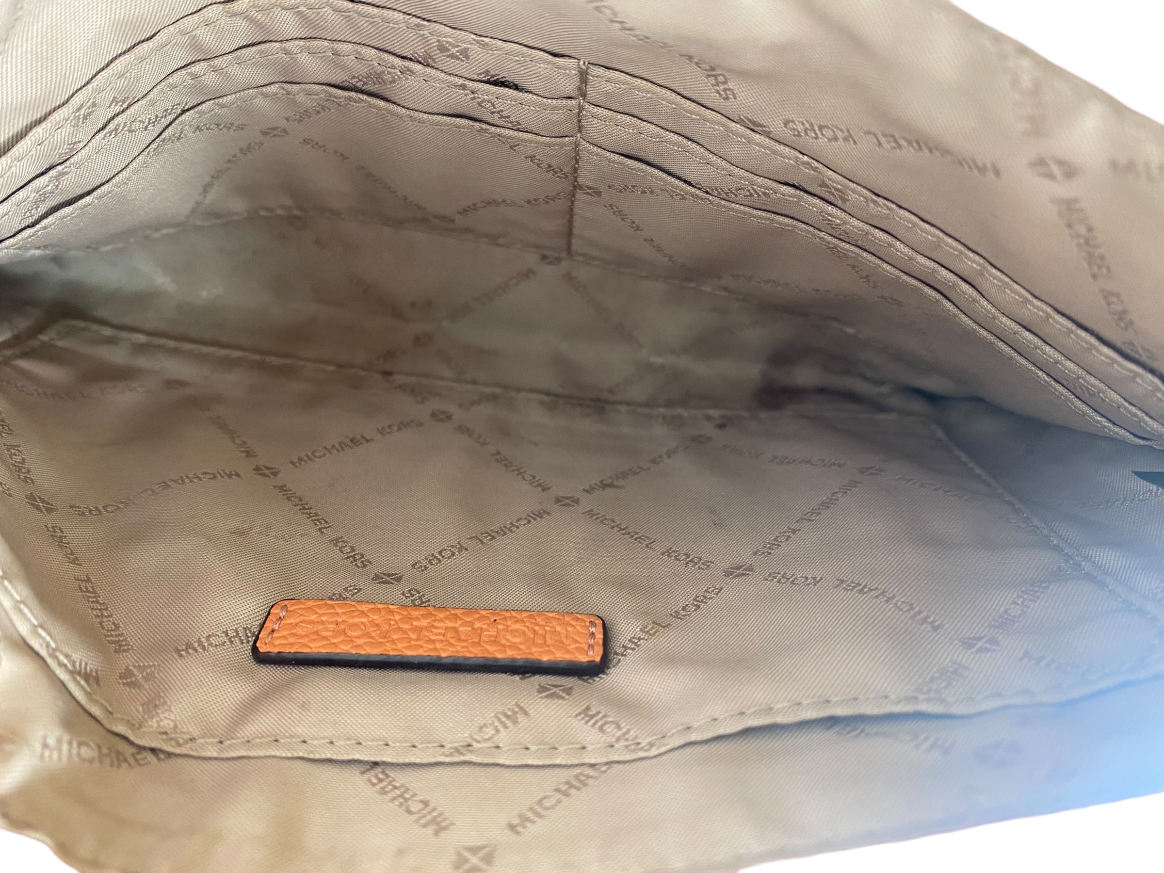 Wristlet Designer By Michael Kors. Size: Medium