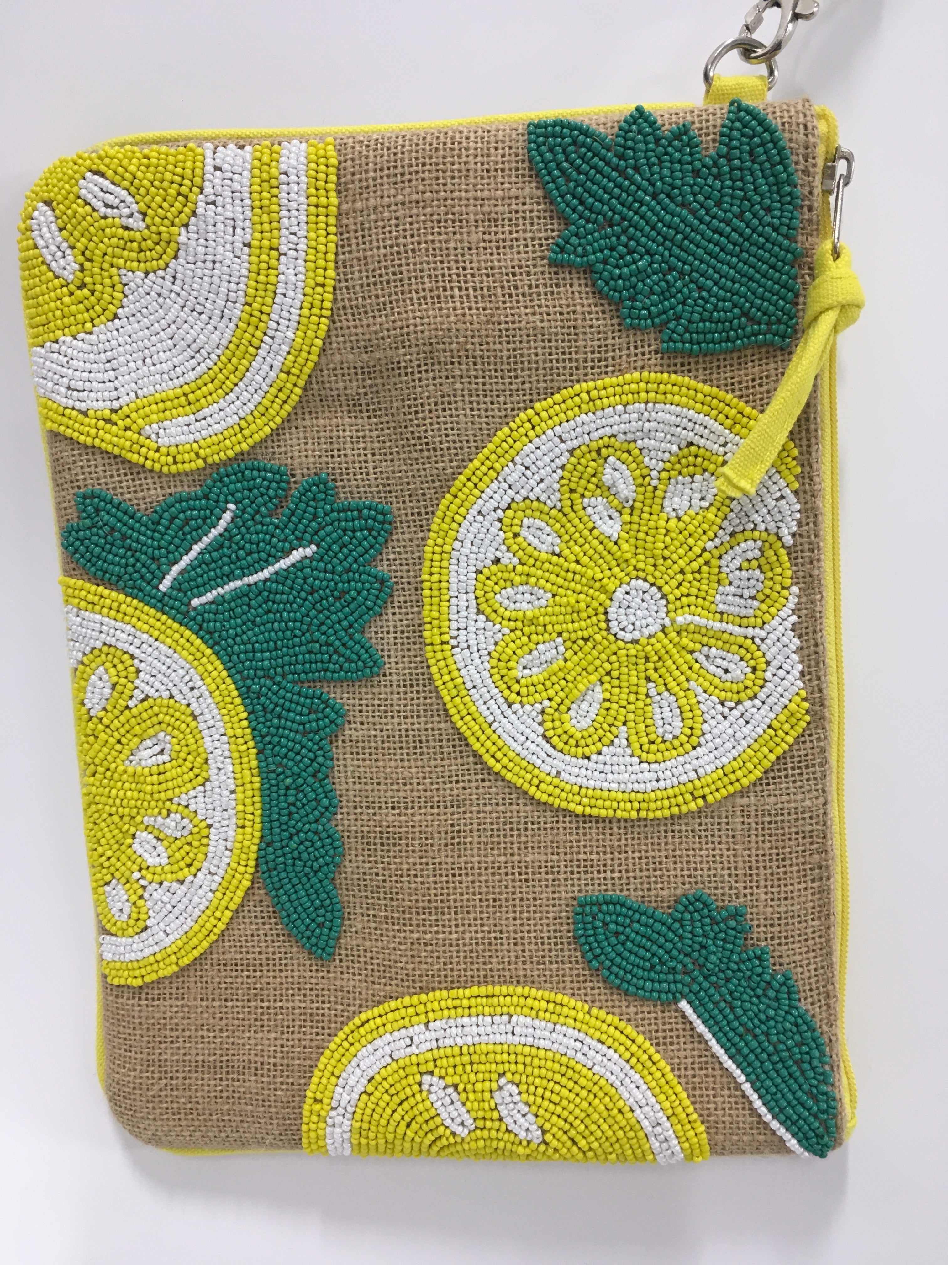 Wristlet Clothes Mentor. Size Large
