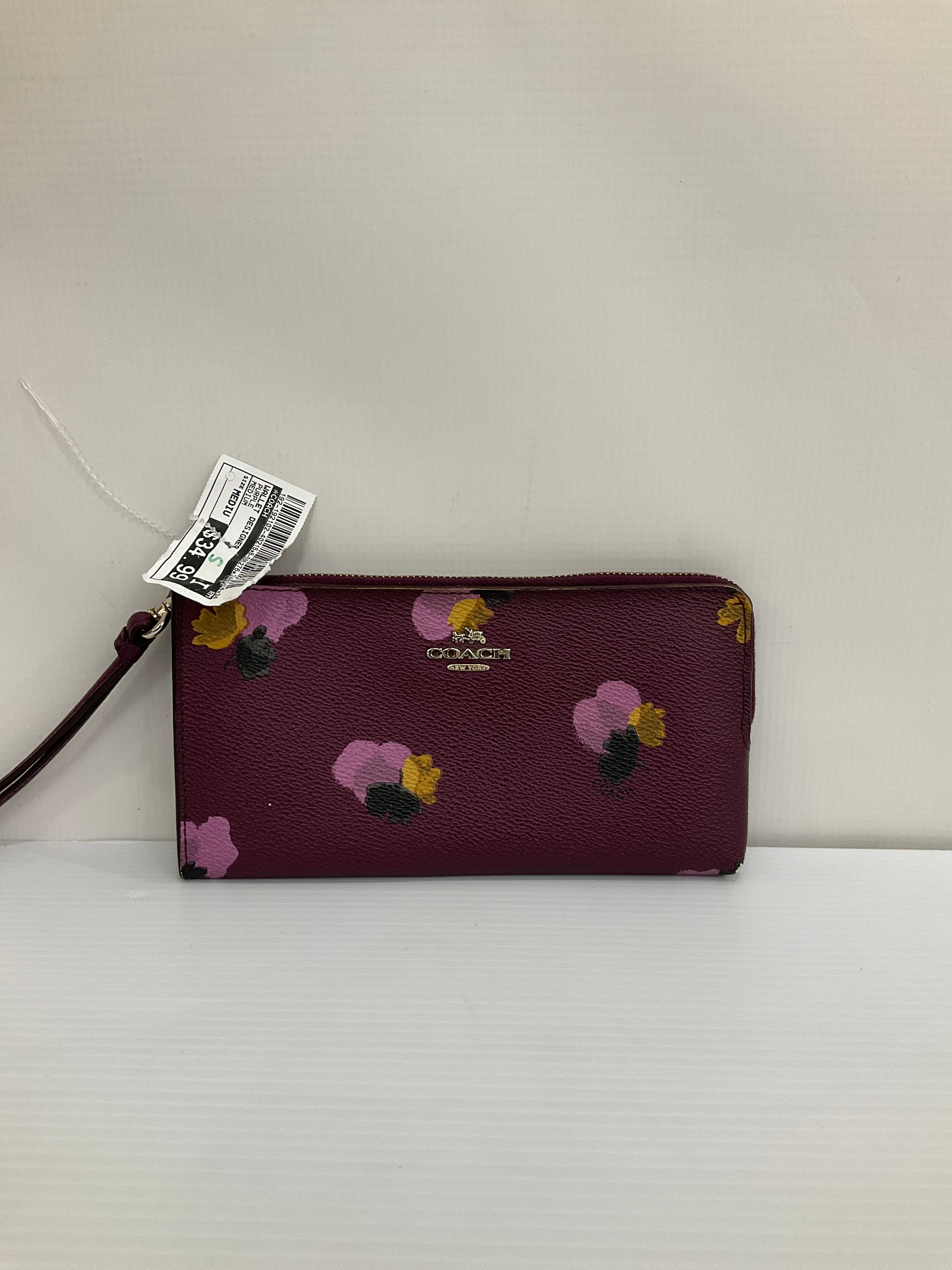 Wallet Designer By Coach. Size: Medium