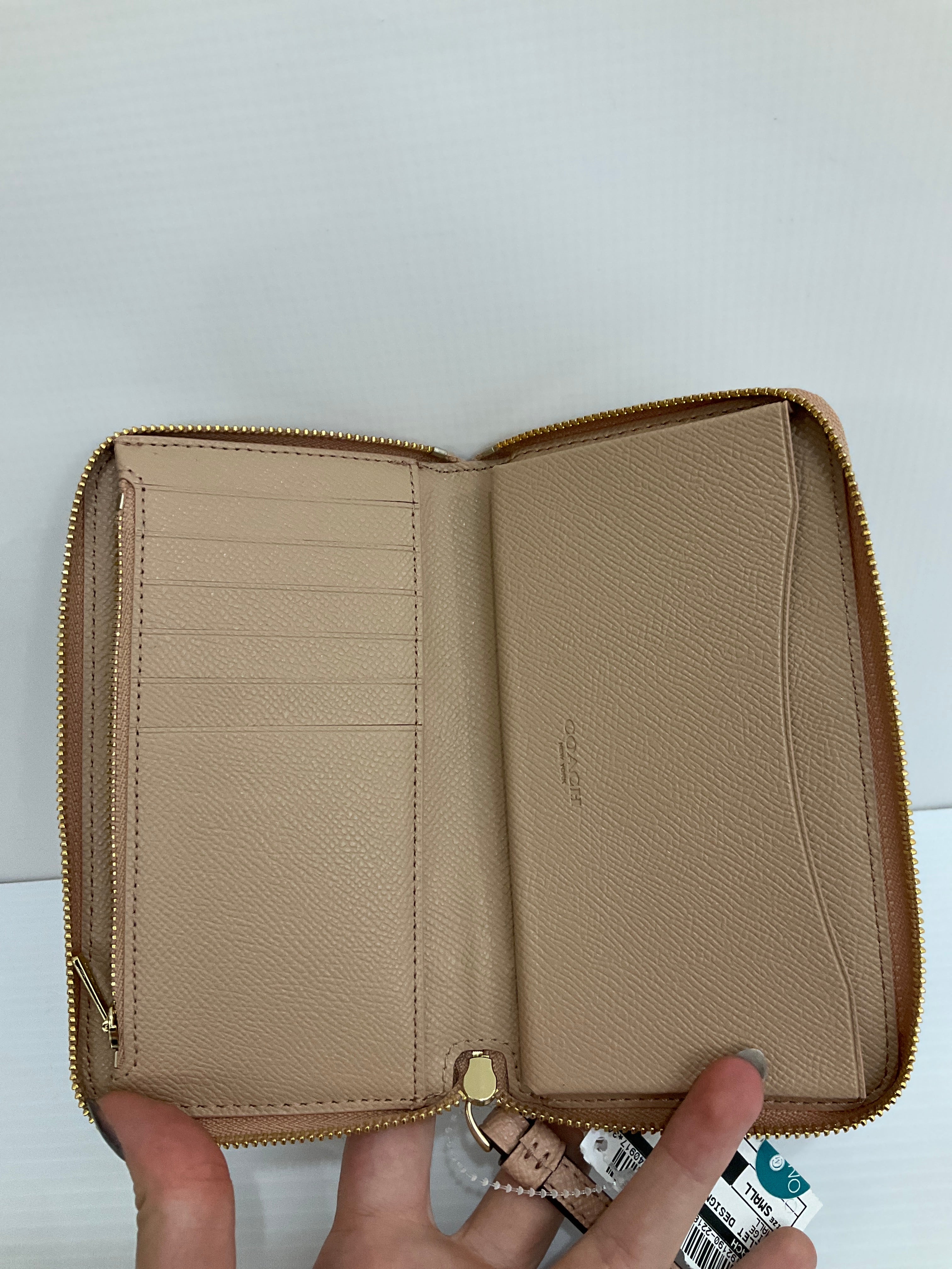Wallet Designer By Coach. Size: Small