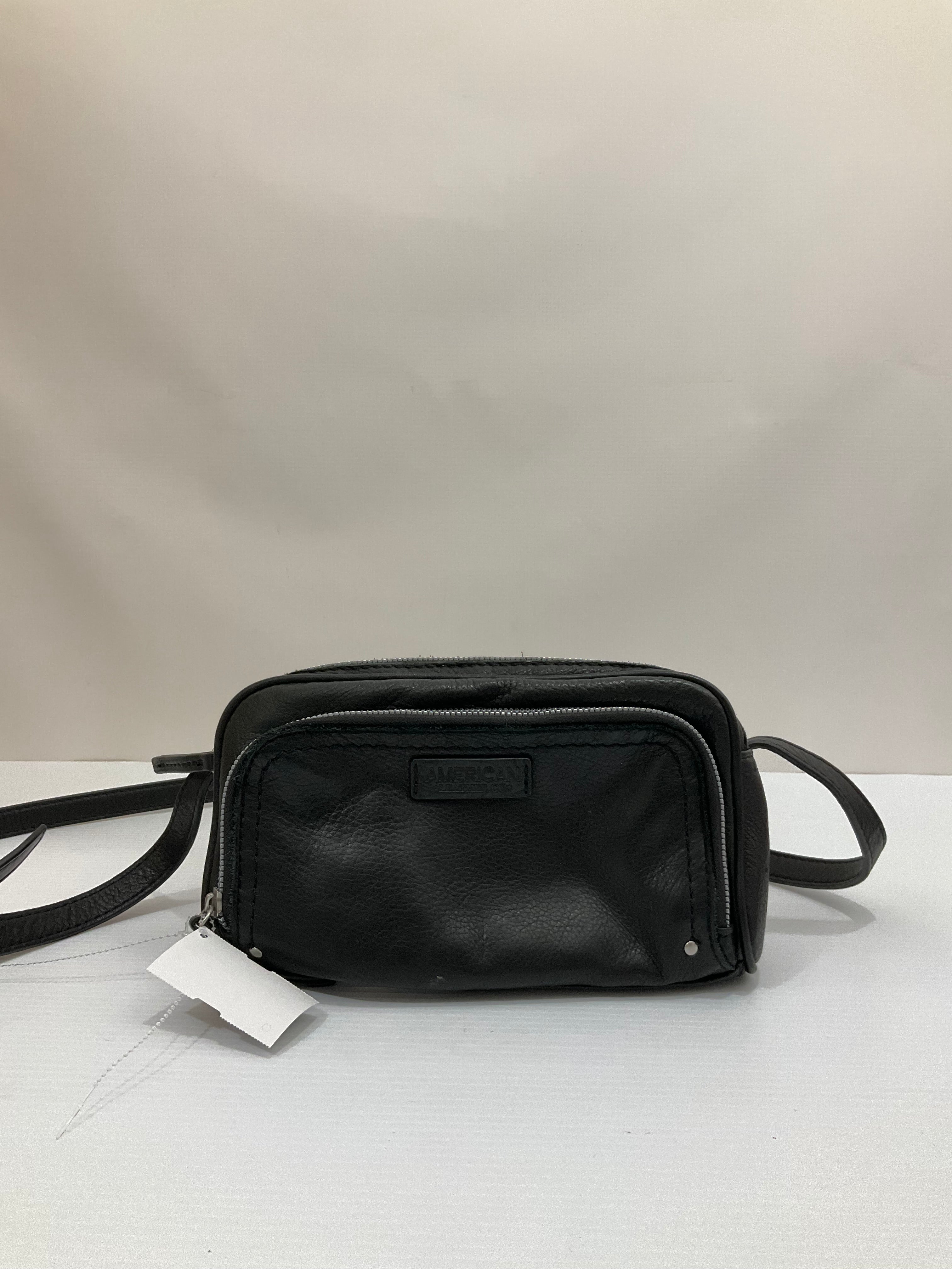 Crossbody Leather By Cmc. Size: Small