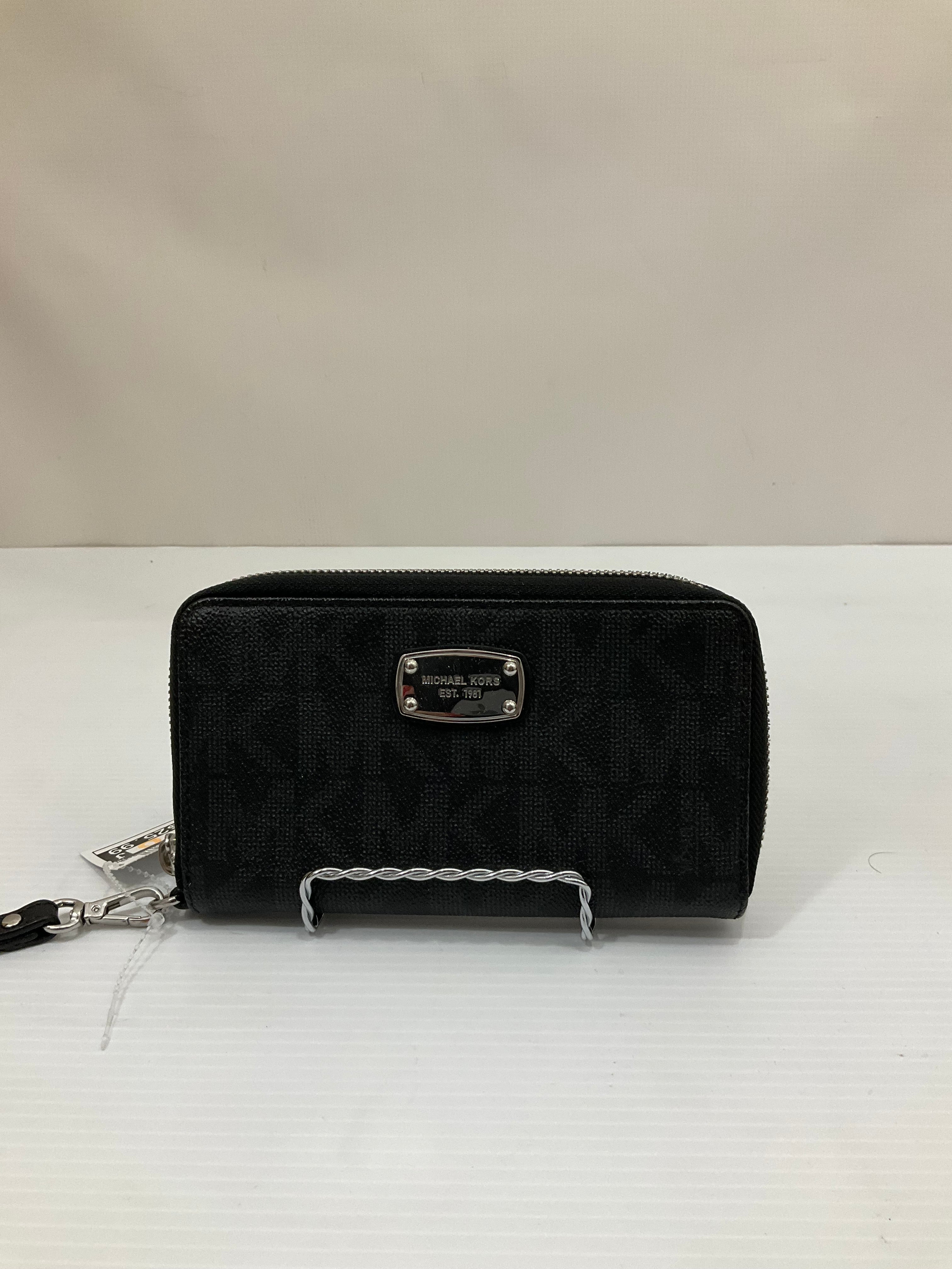 Wristlet Designer By Michael Kors. Size: Medium