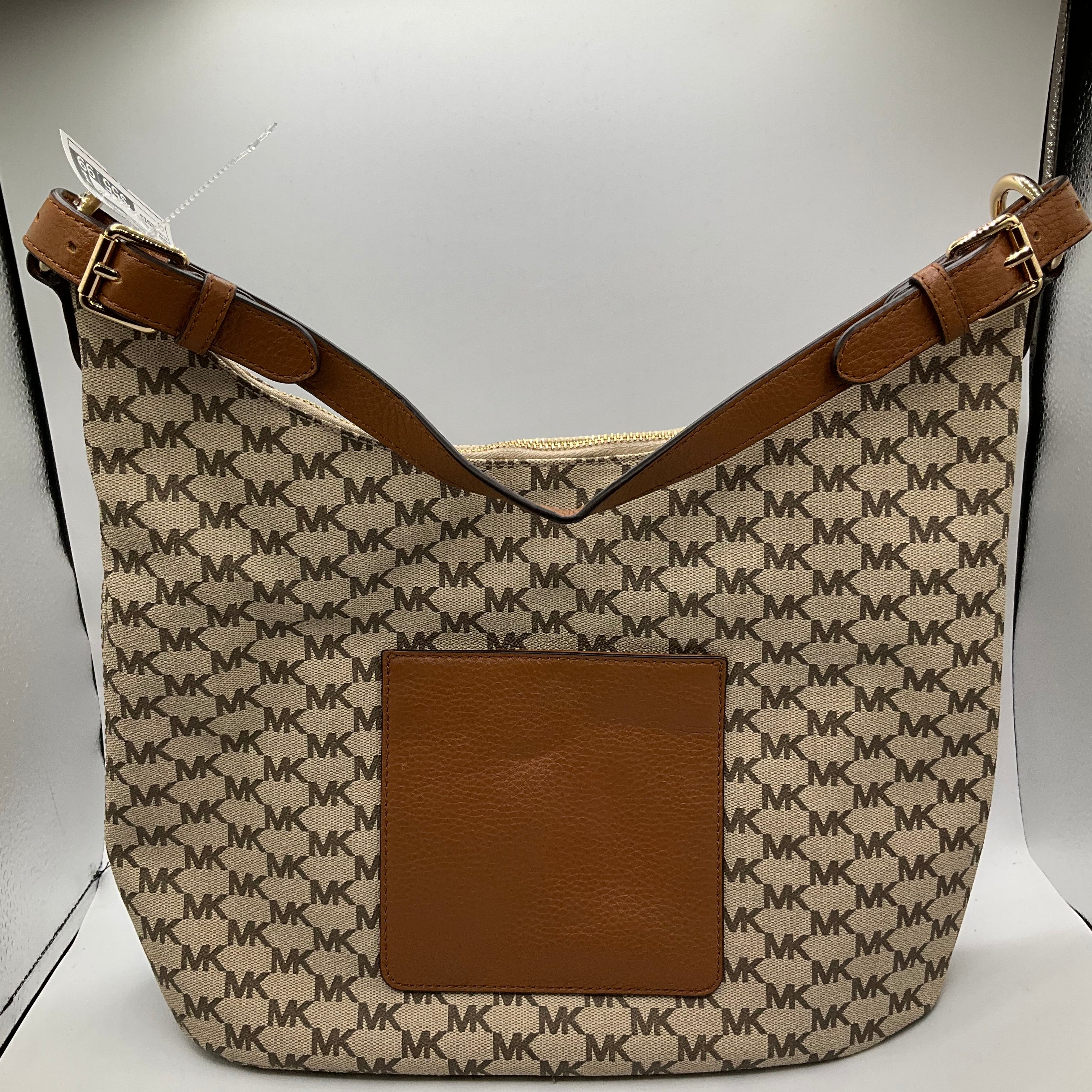 Handbag Designer By Michael Kors. Size: Medium