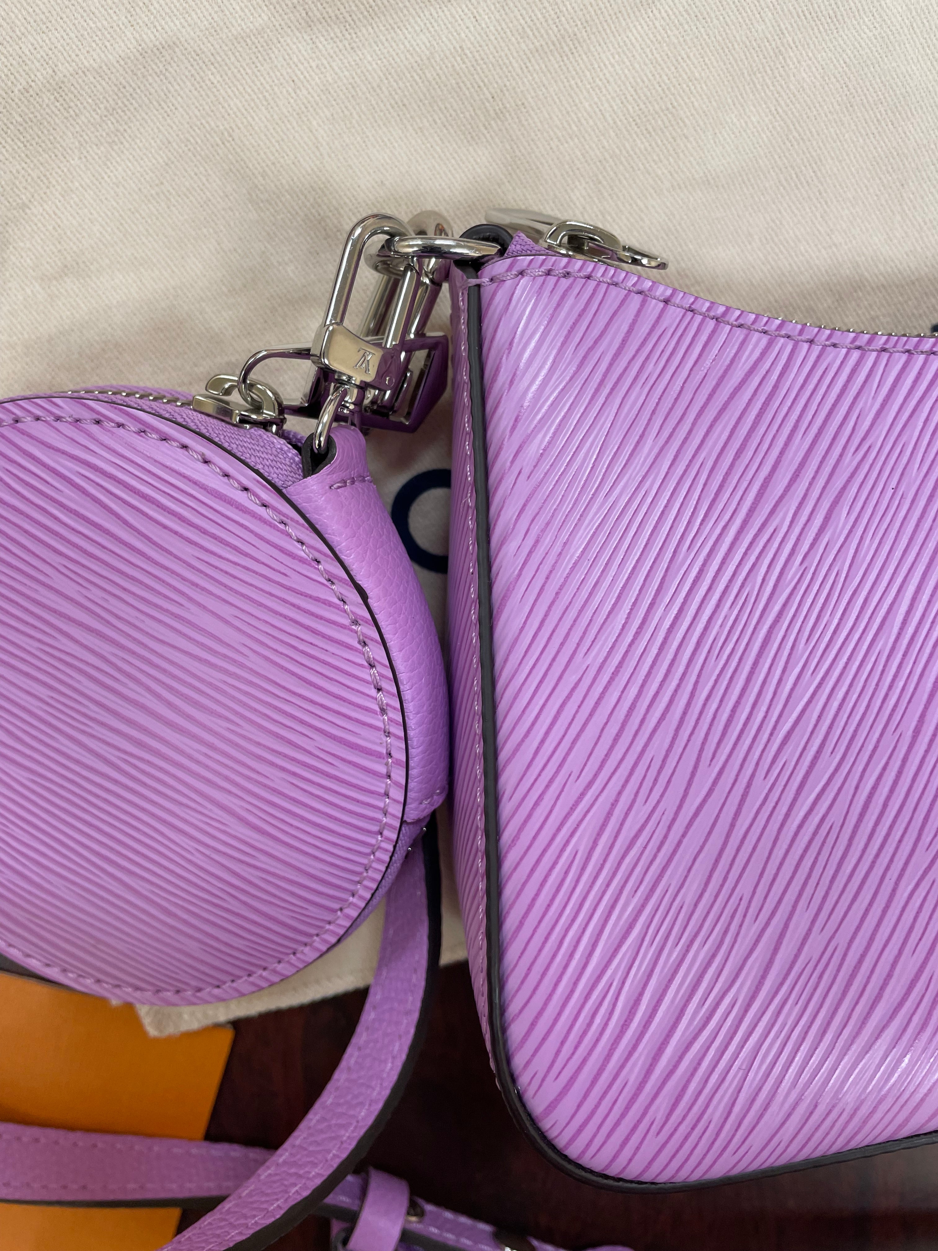 Handbag Luxury Designer By Louis Vuitton. Size: Small