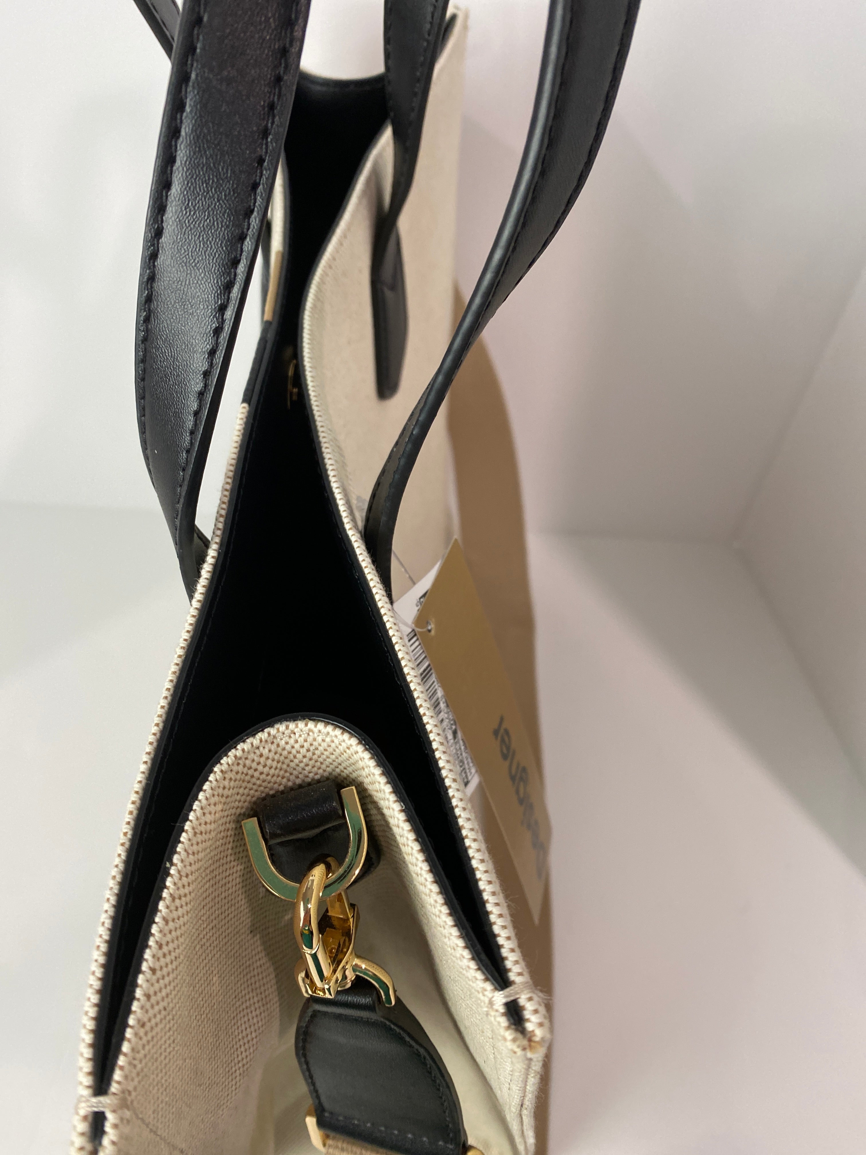 Handbag Designer Michael Kors. Size Large