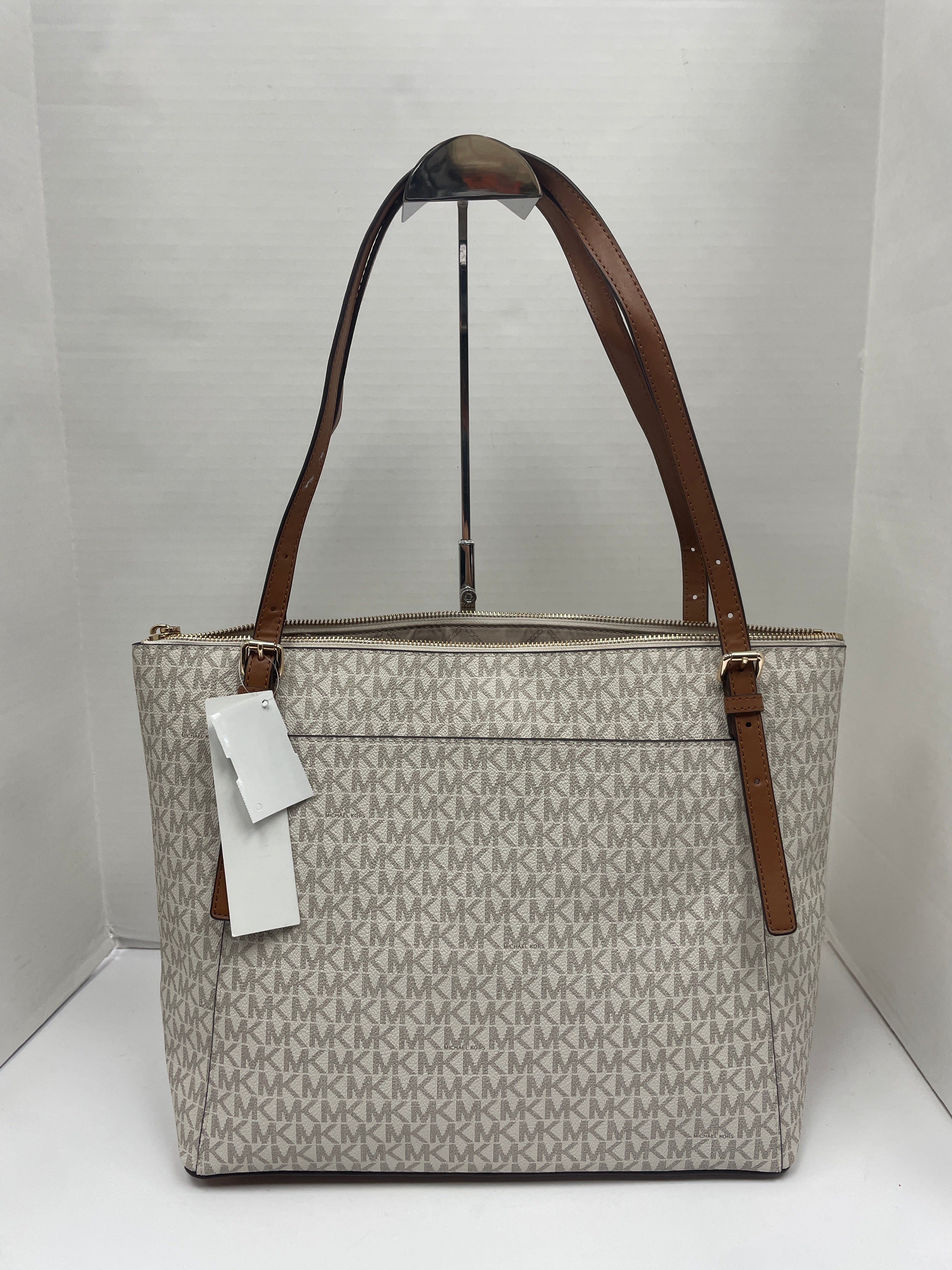 Handbag Designer By Michael Kors. Size: Large