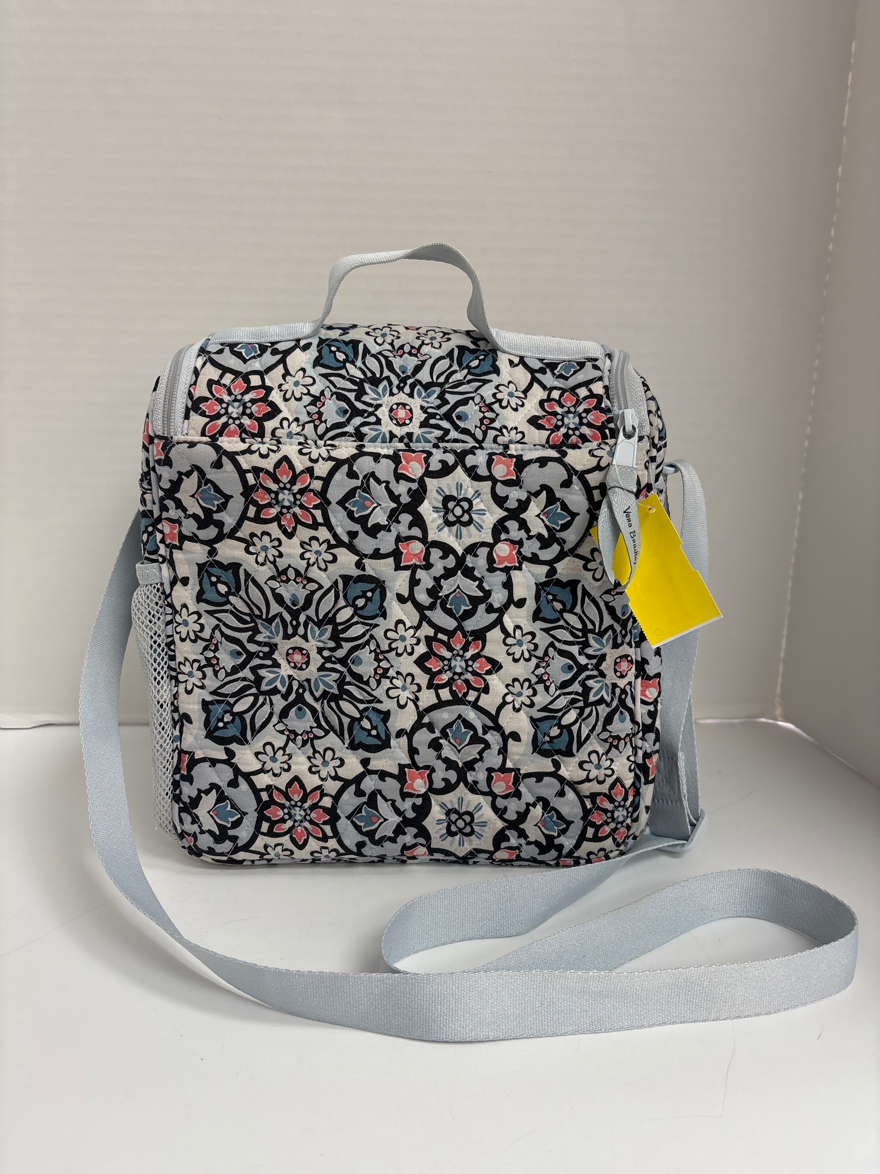 Luggage By Vera Bradley. Size: Medium