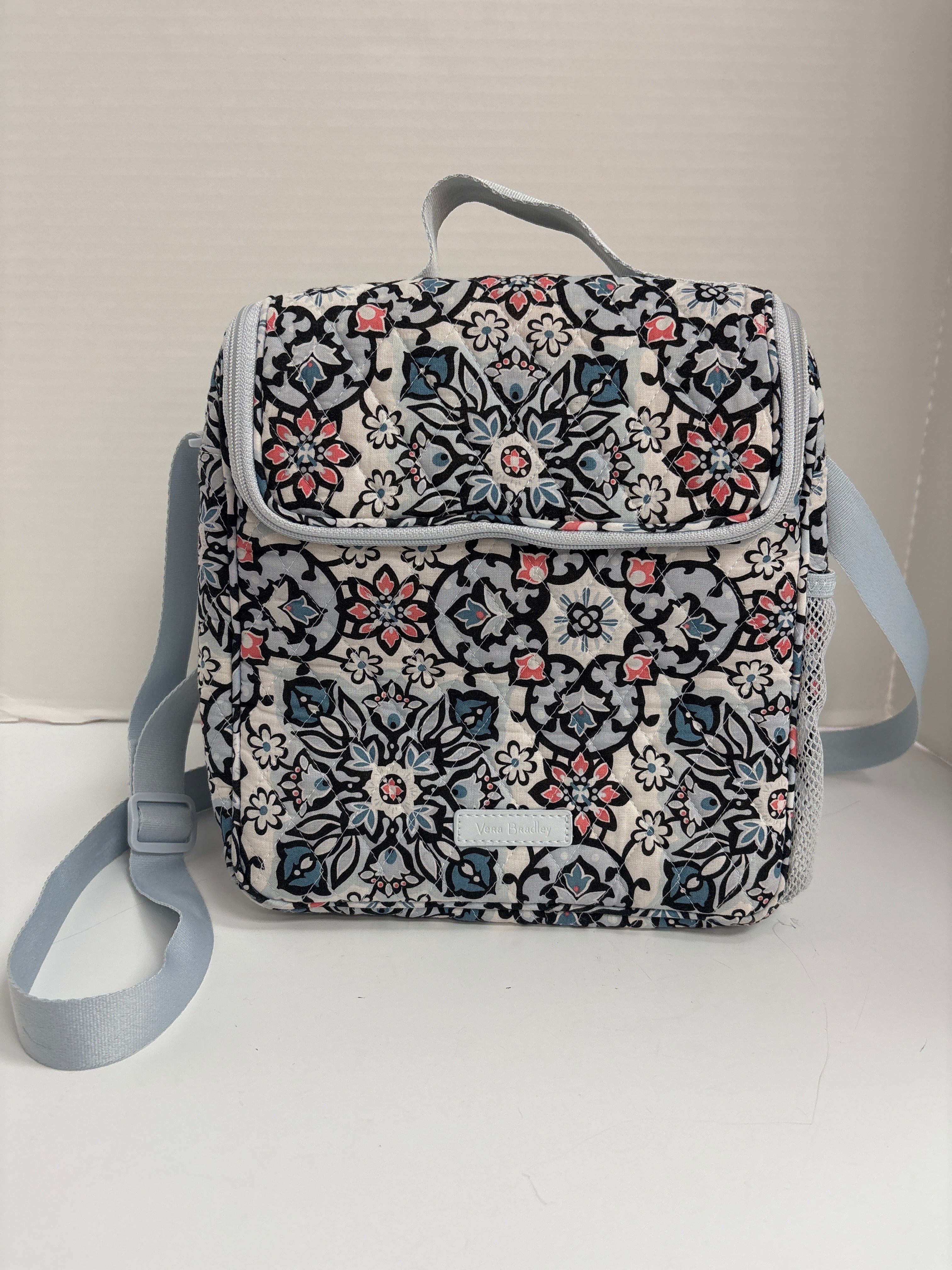 Luggage By Vera Bradley. Size: Medium