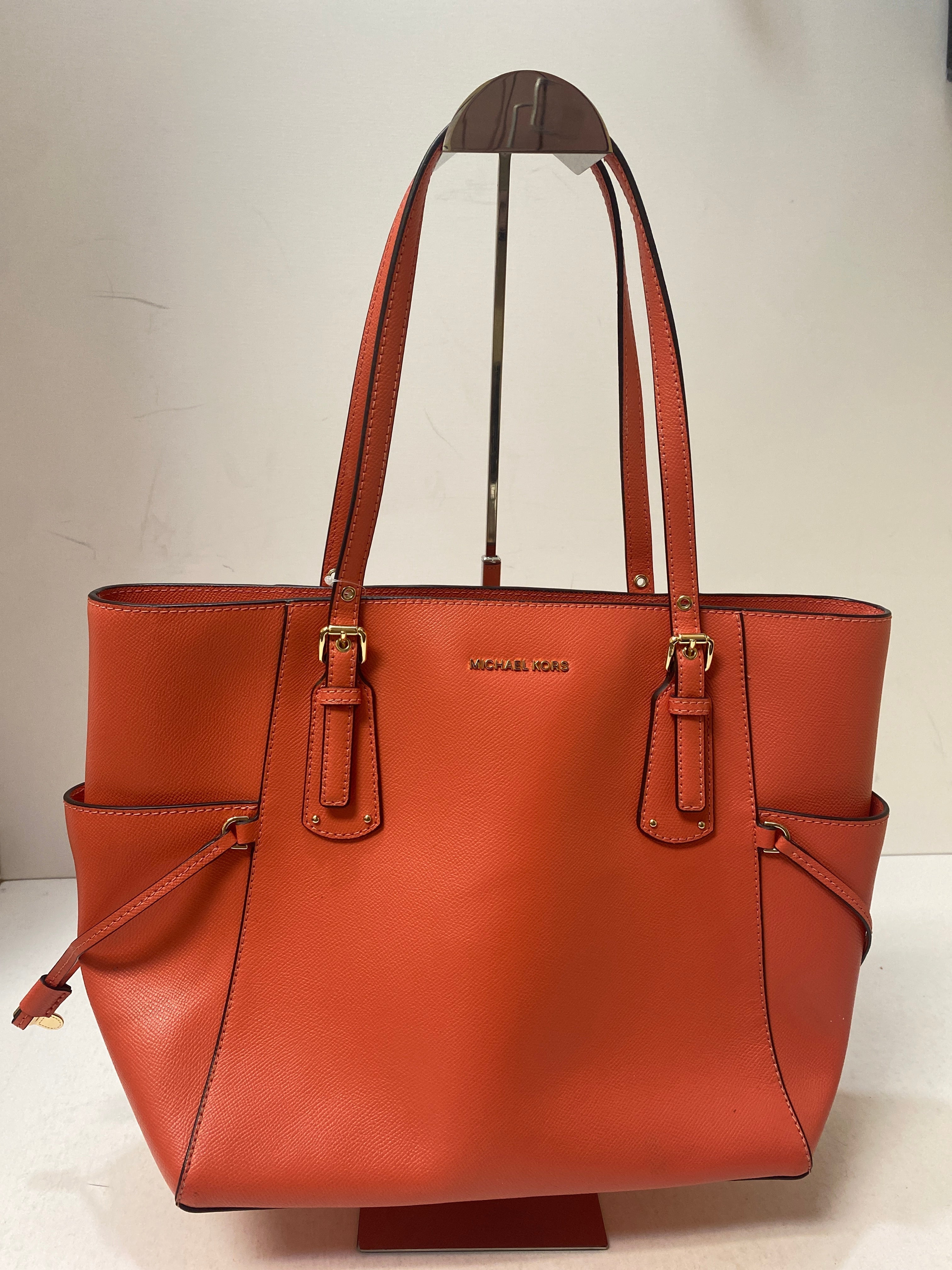 Handbag Designer By Michael Kors. Size: Large
