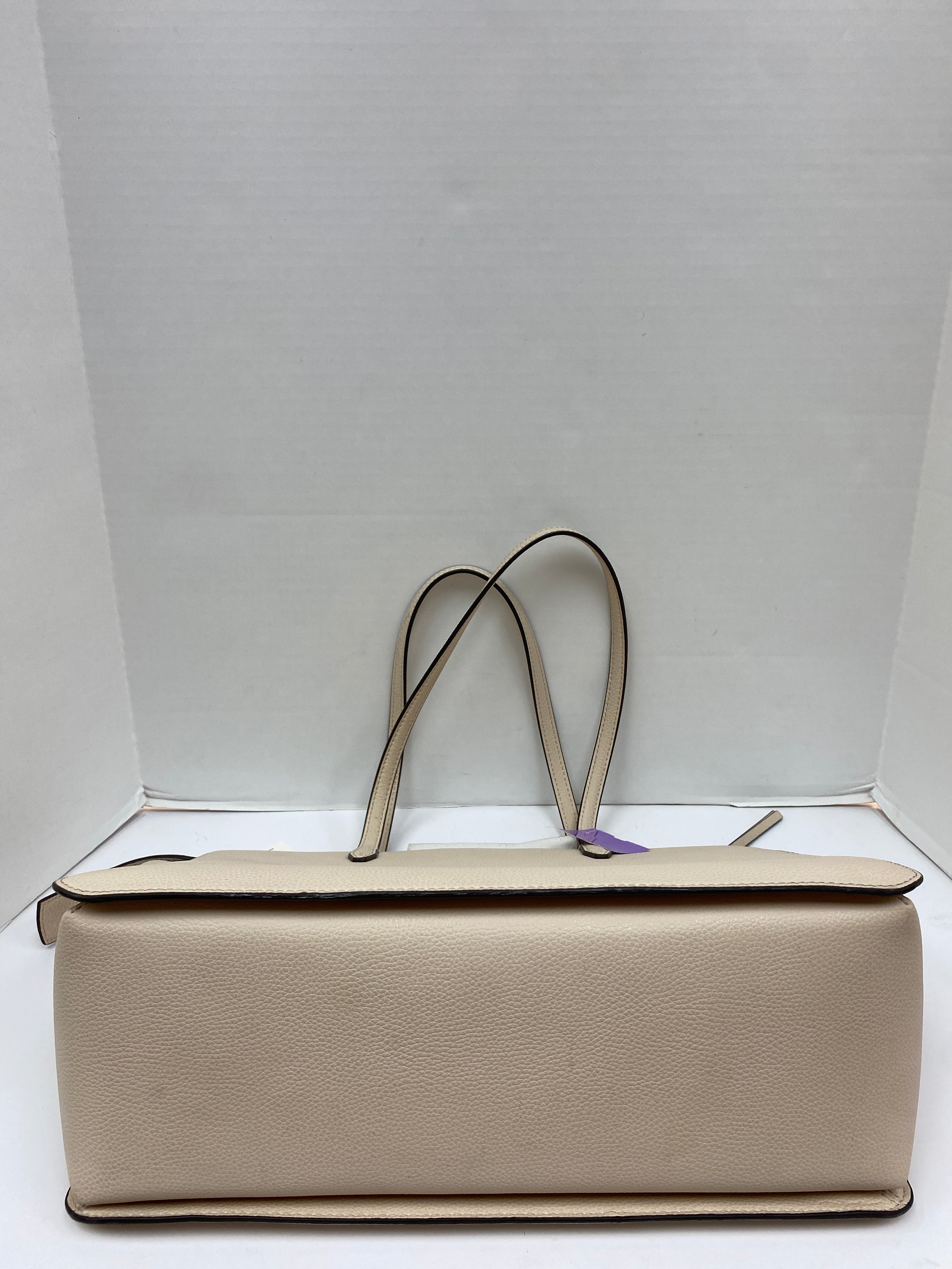 Handbag Designer By Tory Burch Size: Large