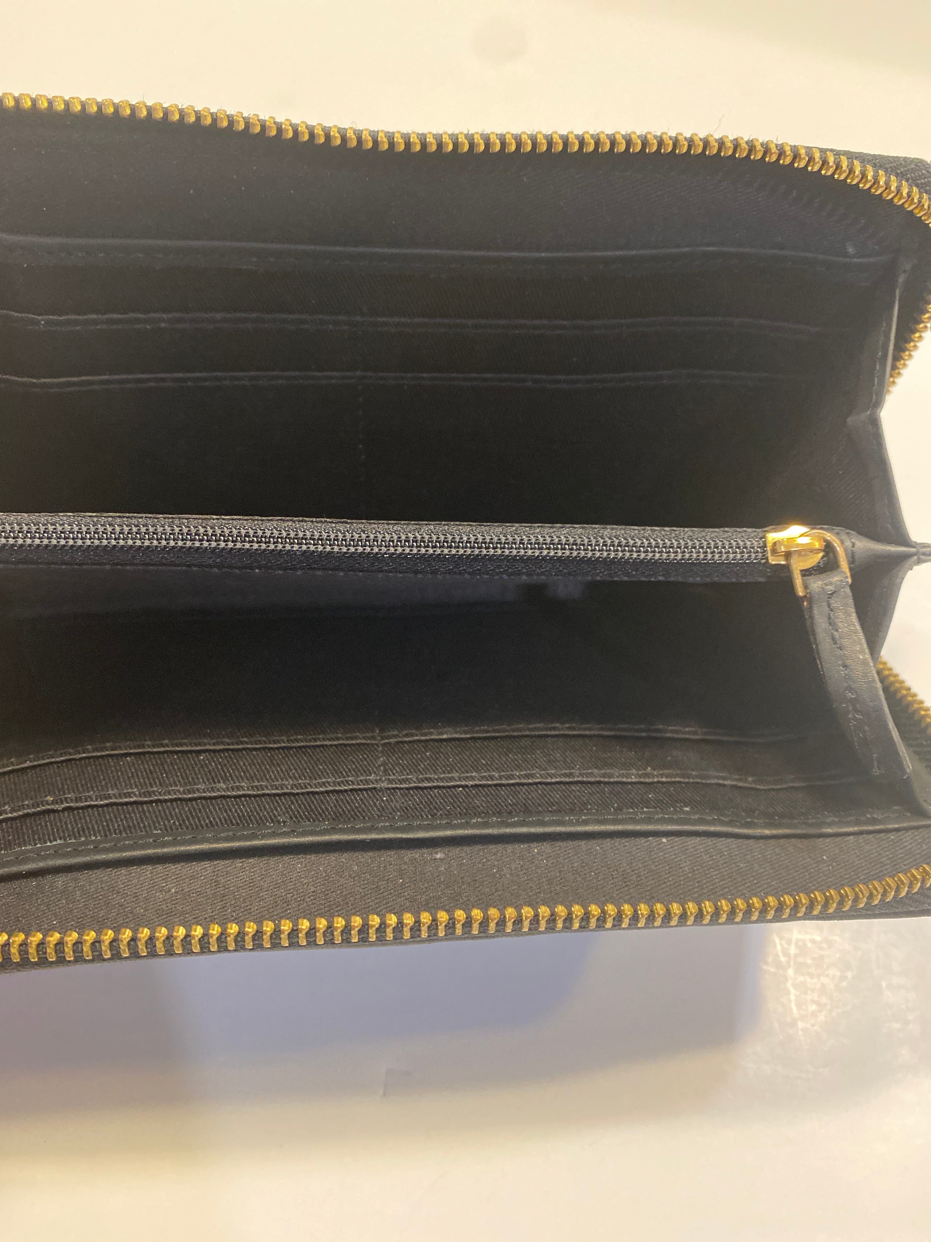 Wallet Margot. Size Large
