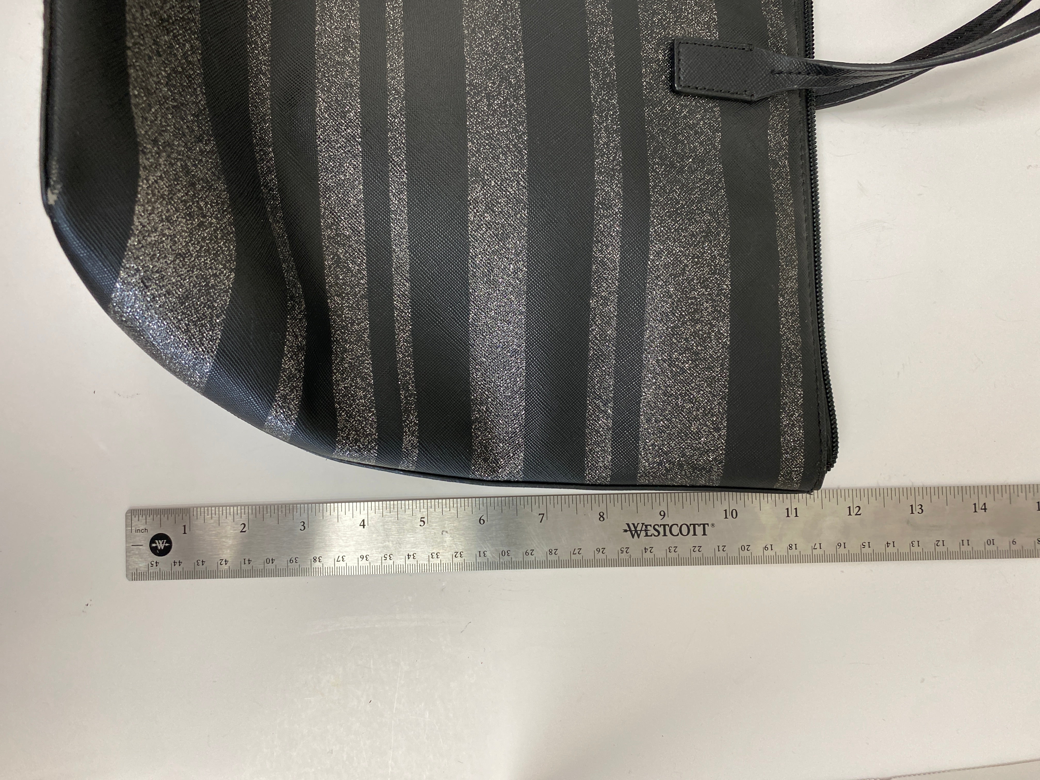 Handbag Designer Kate Spade. Size Large