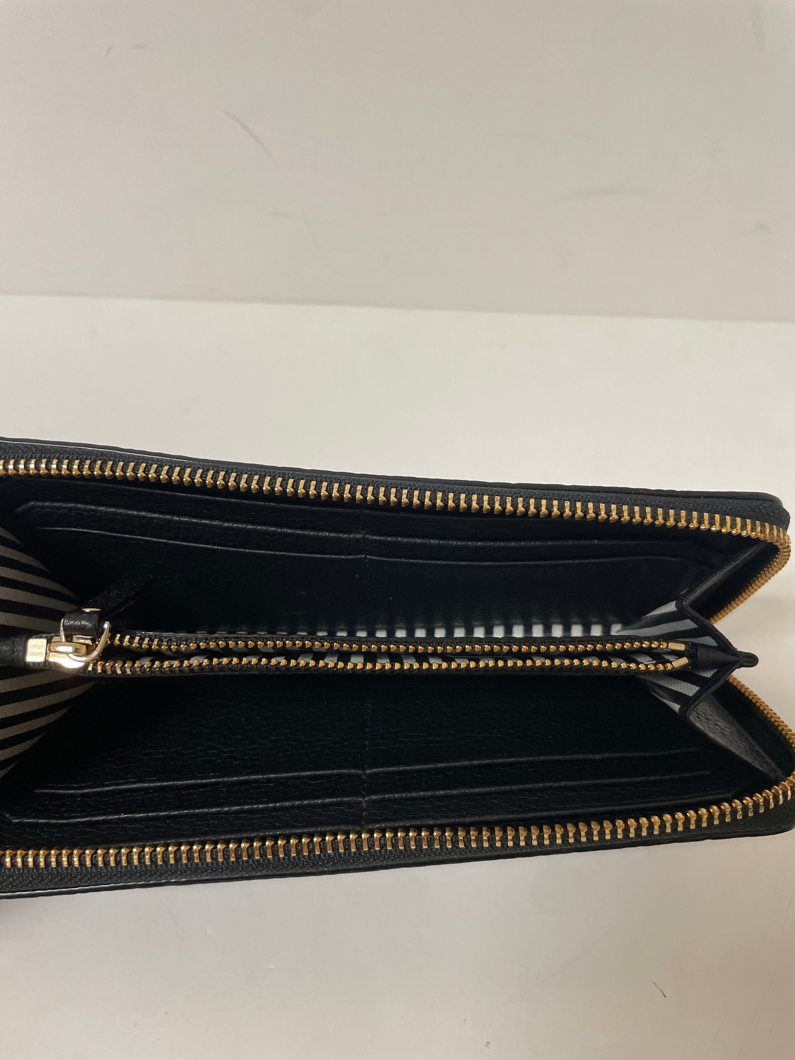 Wallet Designer By Kate Spade. Size: Large