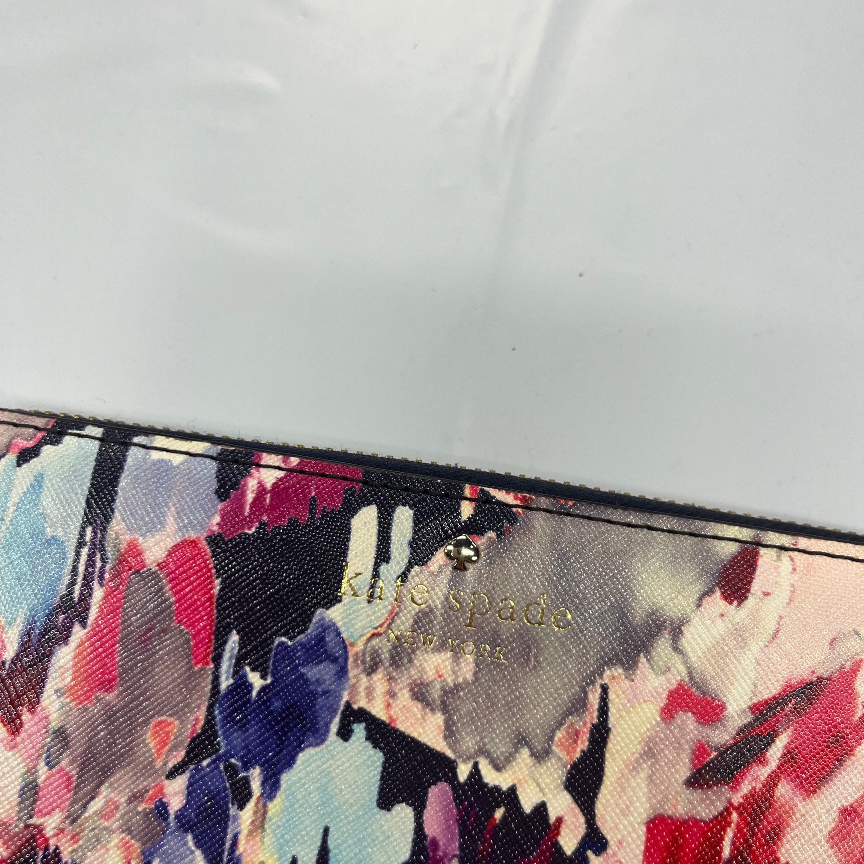 Wallet Kate Spade. Size Medium
