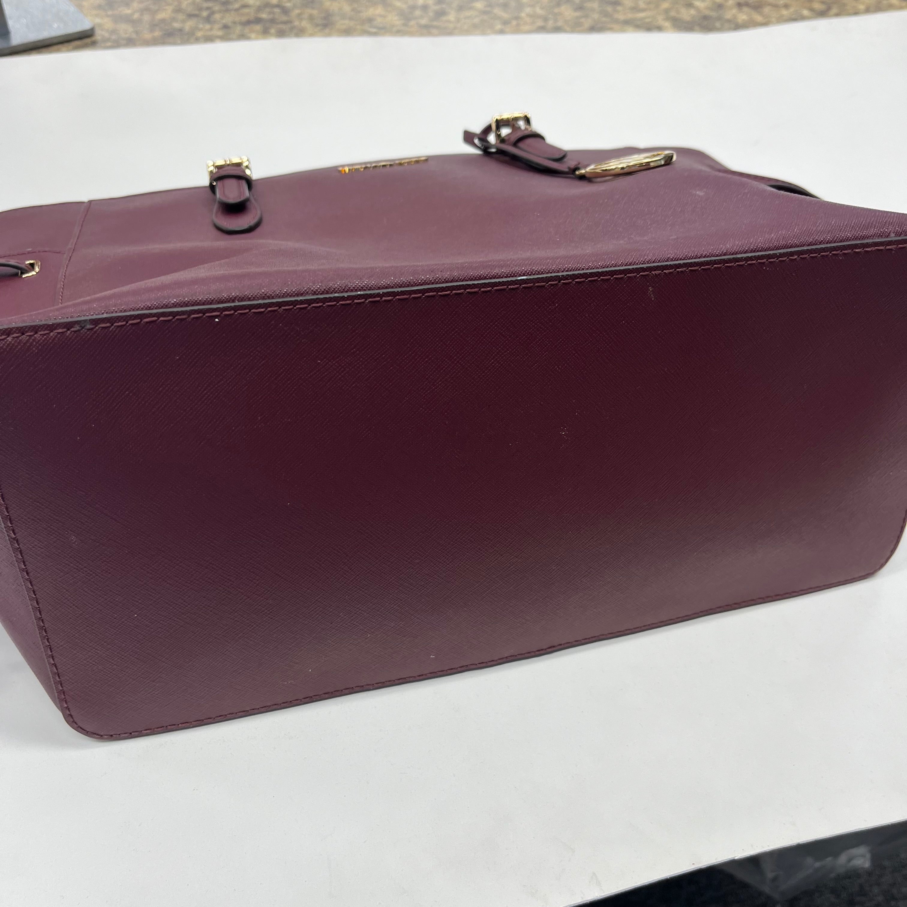 Handbag Designer Michael Kors. Size Large