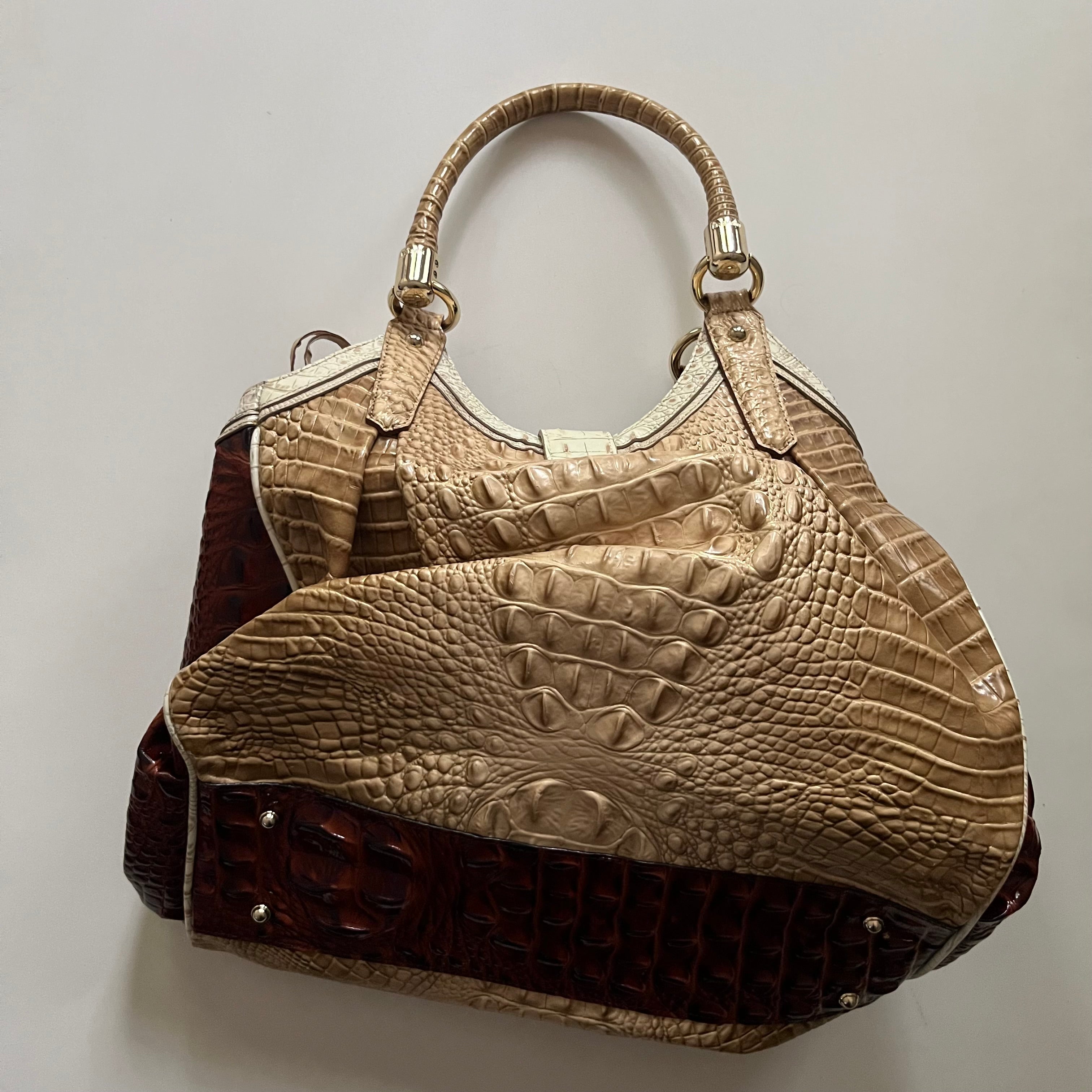 Handbag Designer By Brahmin. Size: Large