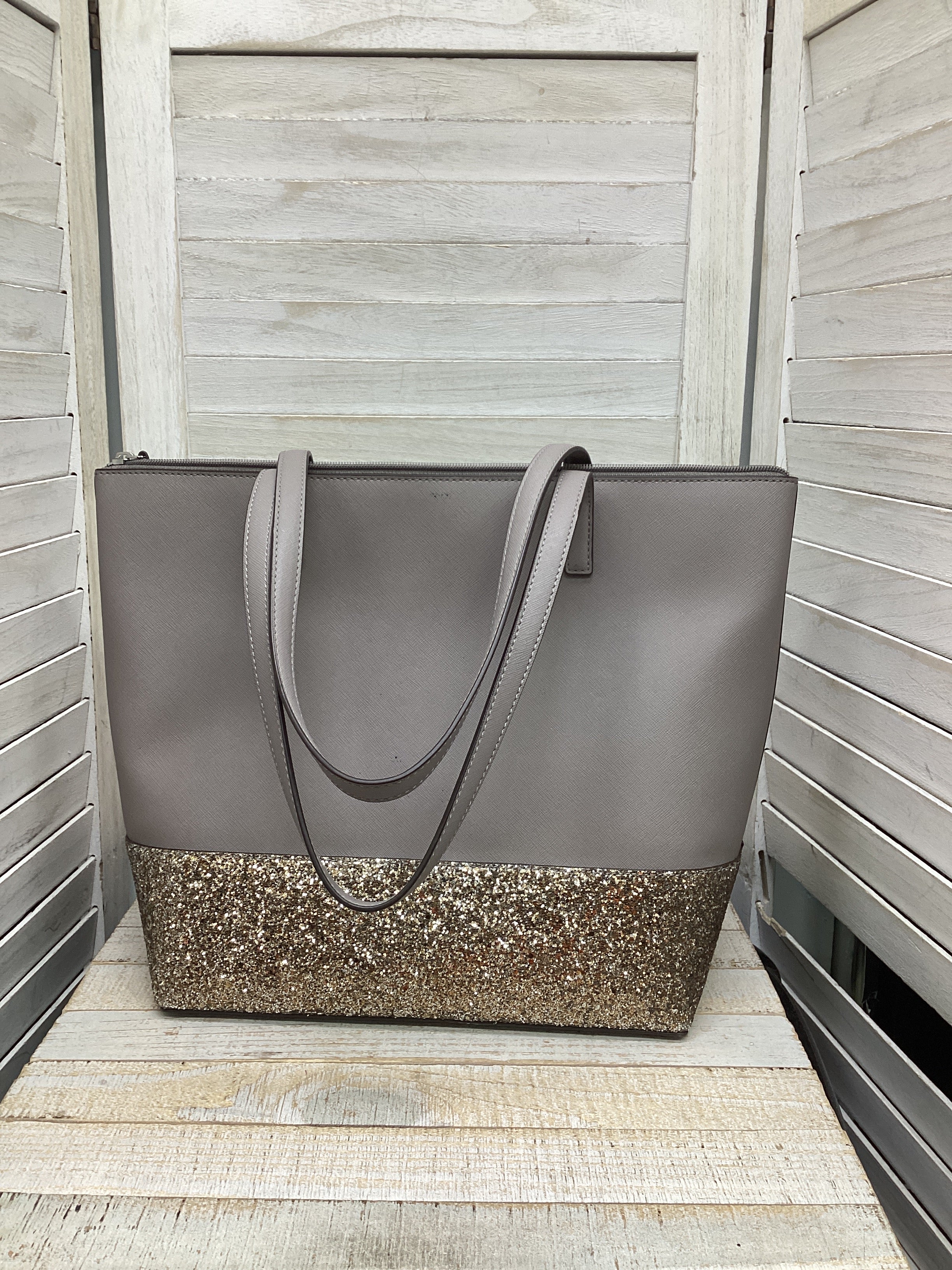 Tote Designer By Kate Spade. Size: Large