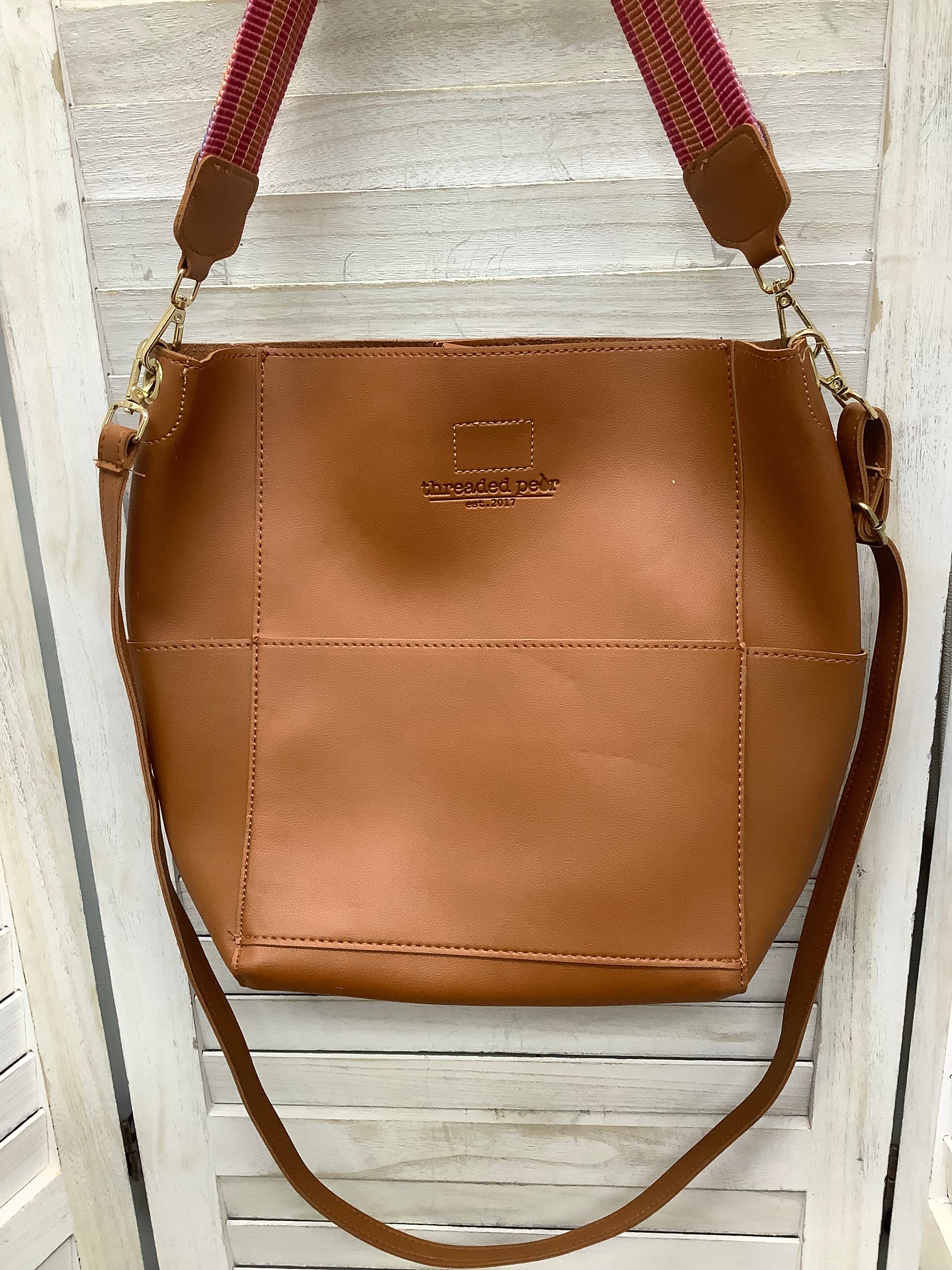 Crossbody By Clothes Mentor. Size: Large