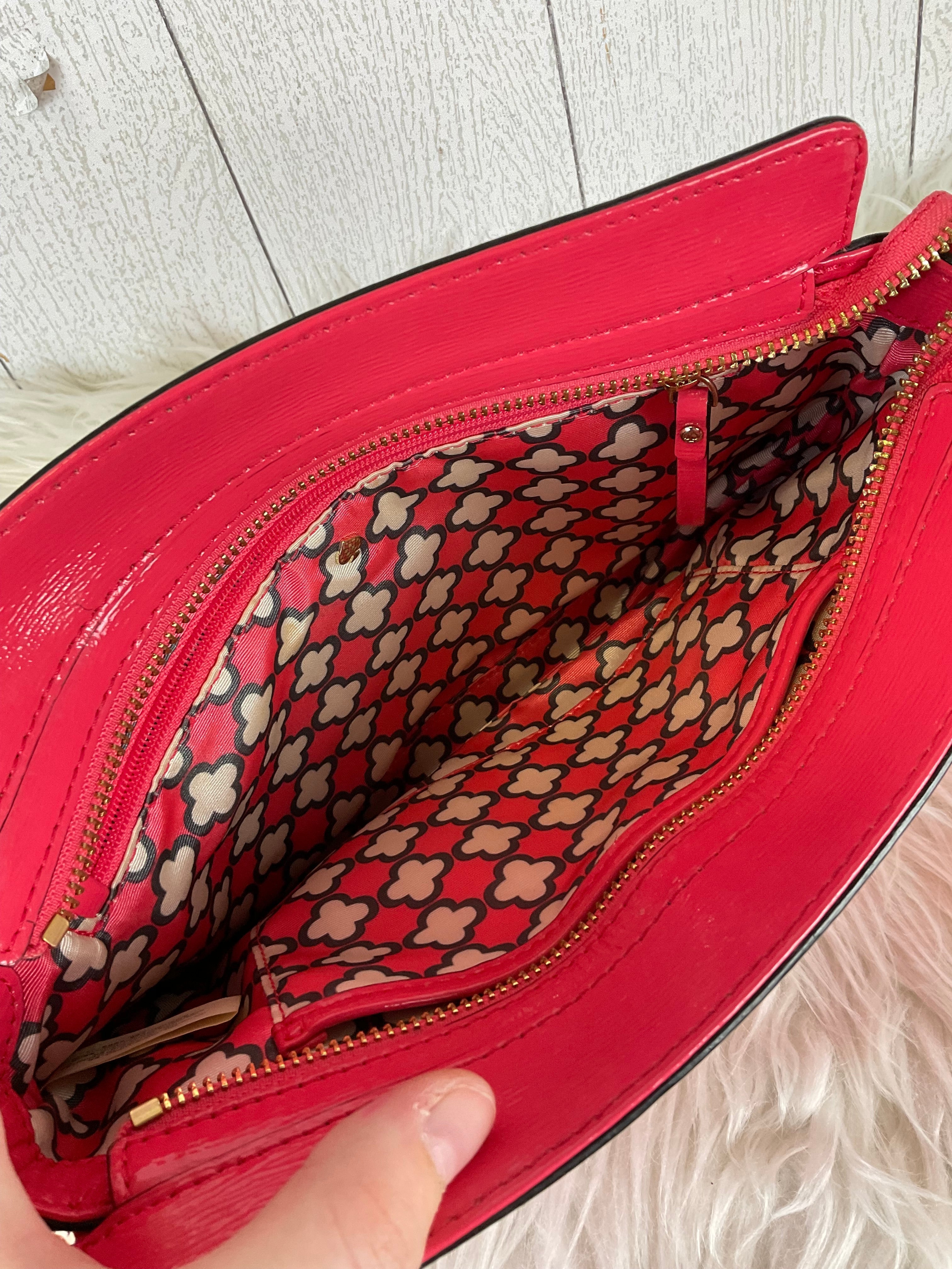 Crossbody Designer By Kate Spade. Size: Small