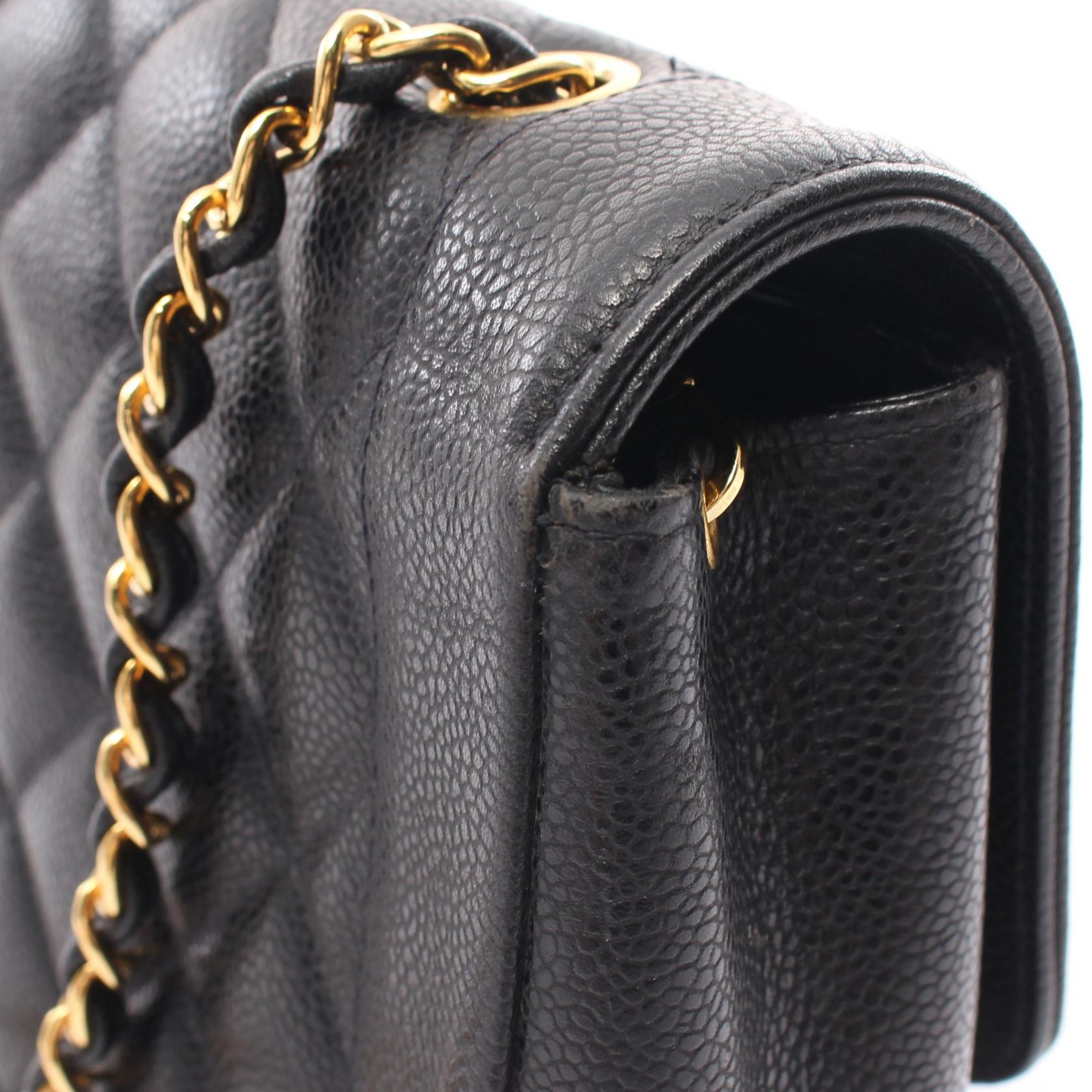 Top Quality Chanel Caviar Skin Diana Flap Shoulder Bag