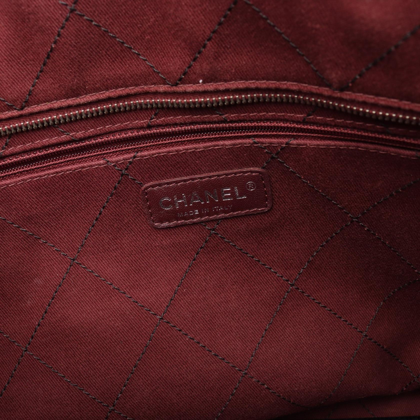 Top Quality Chanel Caviar Skin On the Road Tote Bag A92211