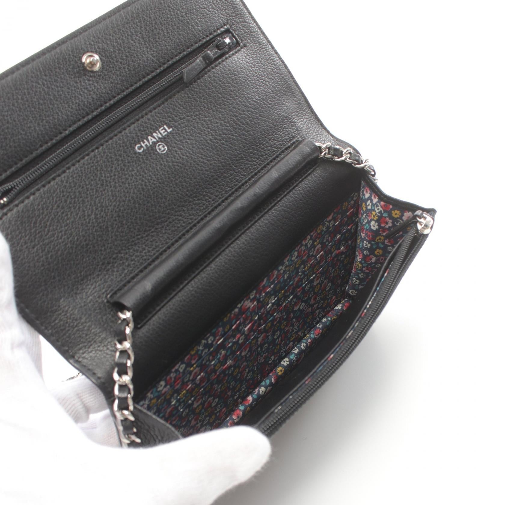 Top Quality Chanel Leather Lucky Clover Shoulder Bag