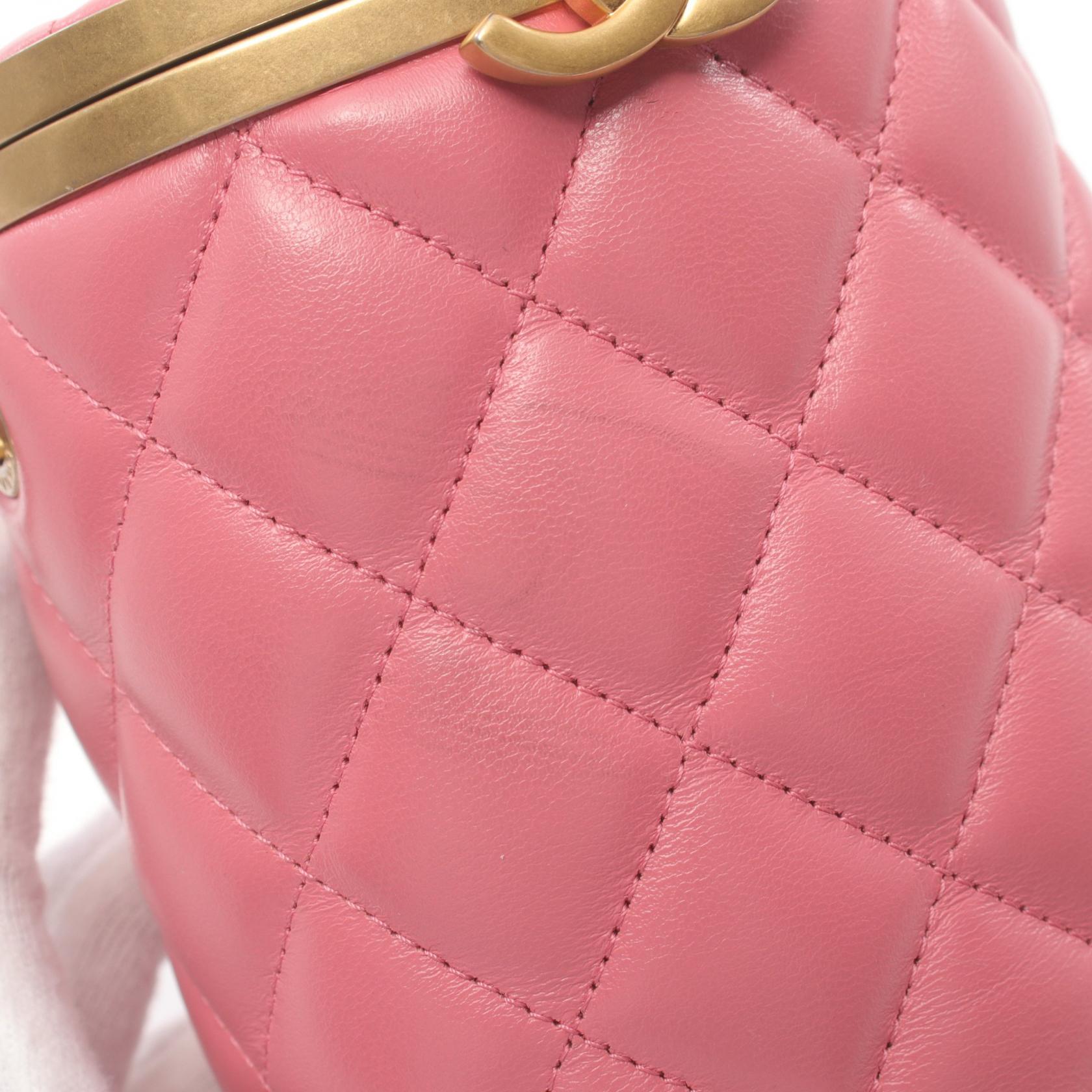 Top Quality Chanel Lambskin Matelasse Shoulder Bag Pink