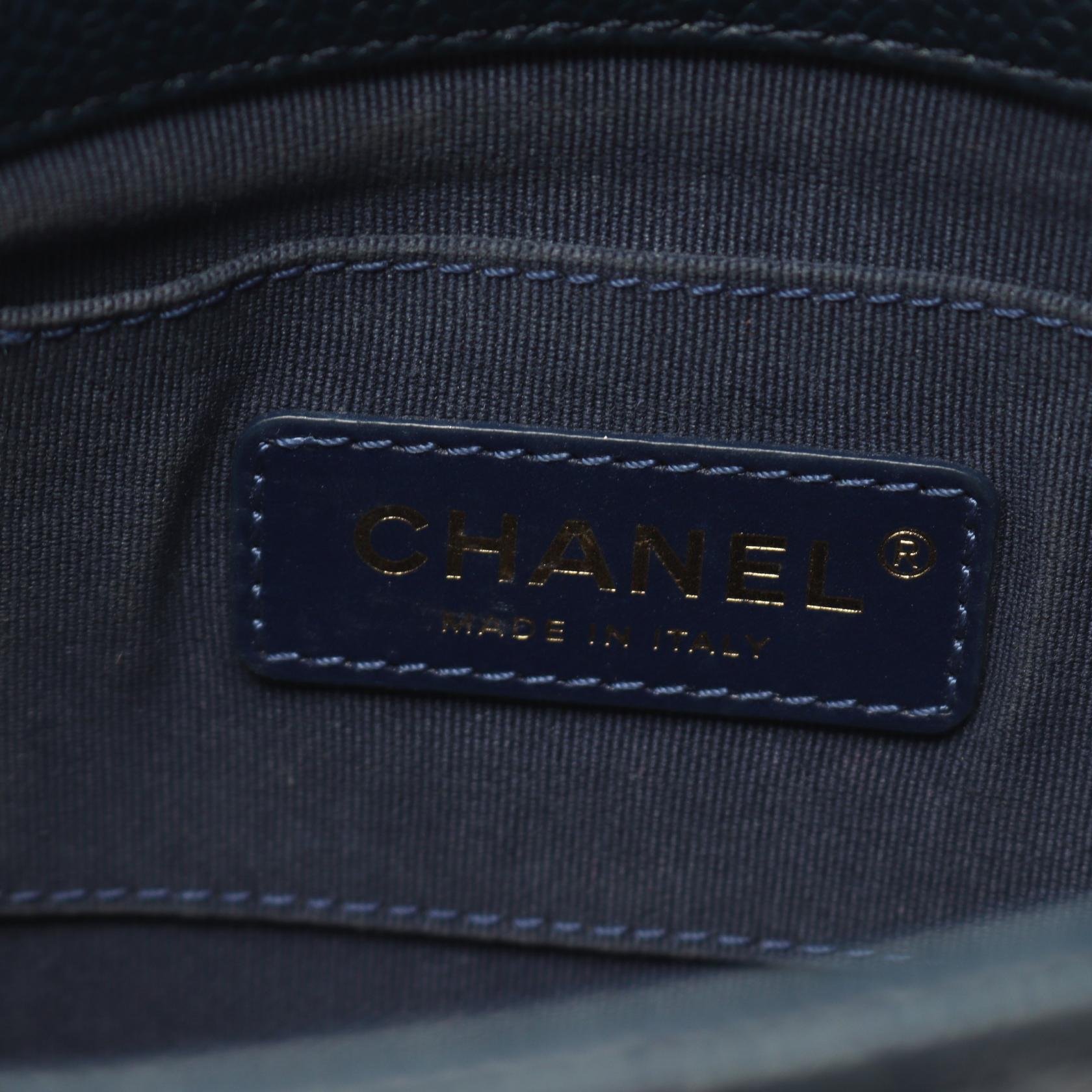 Top Quality Chanel Matelasse Leather Shoulder Bag Navy