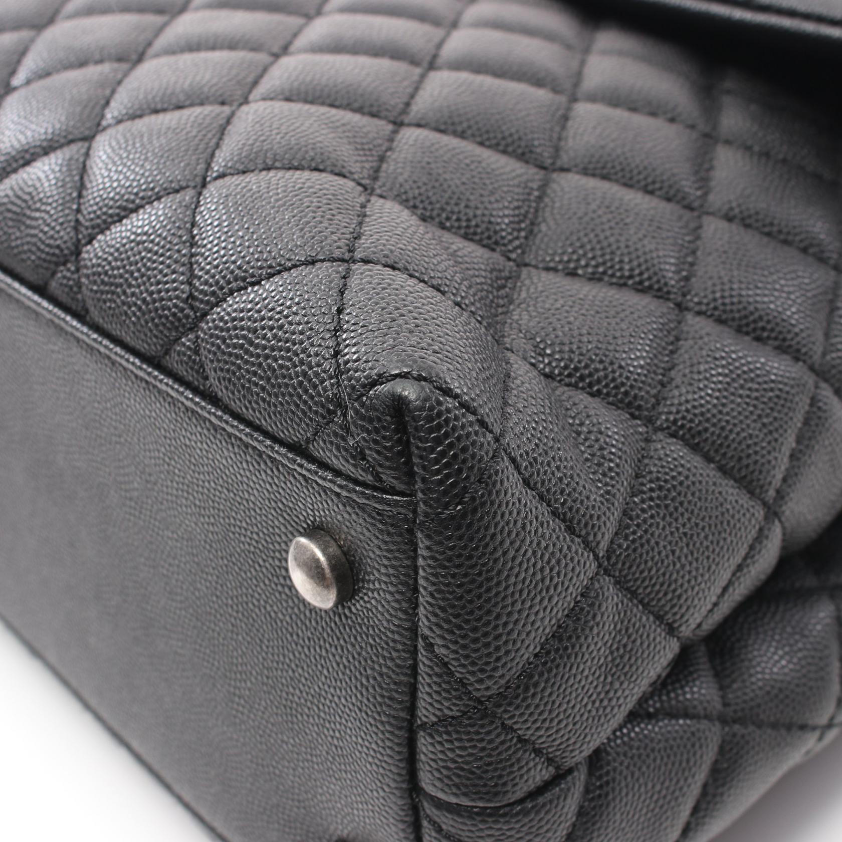 Top Quality Chanel Caviar Exotic Leather Coco Handle Bag