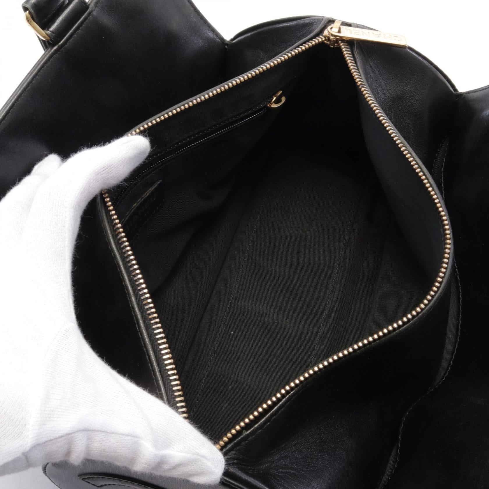 Top Quality Chanel Lambskin Chocobar Handbag Black
