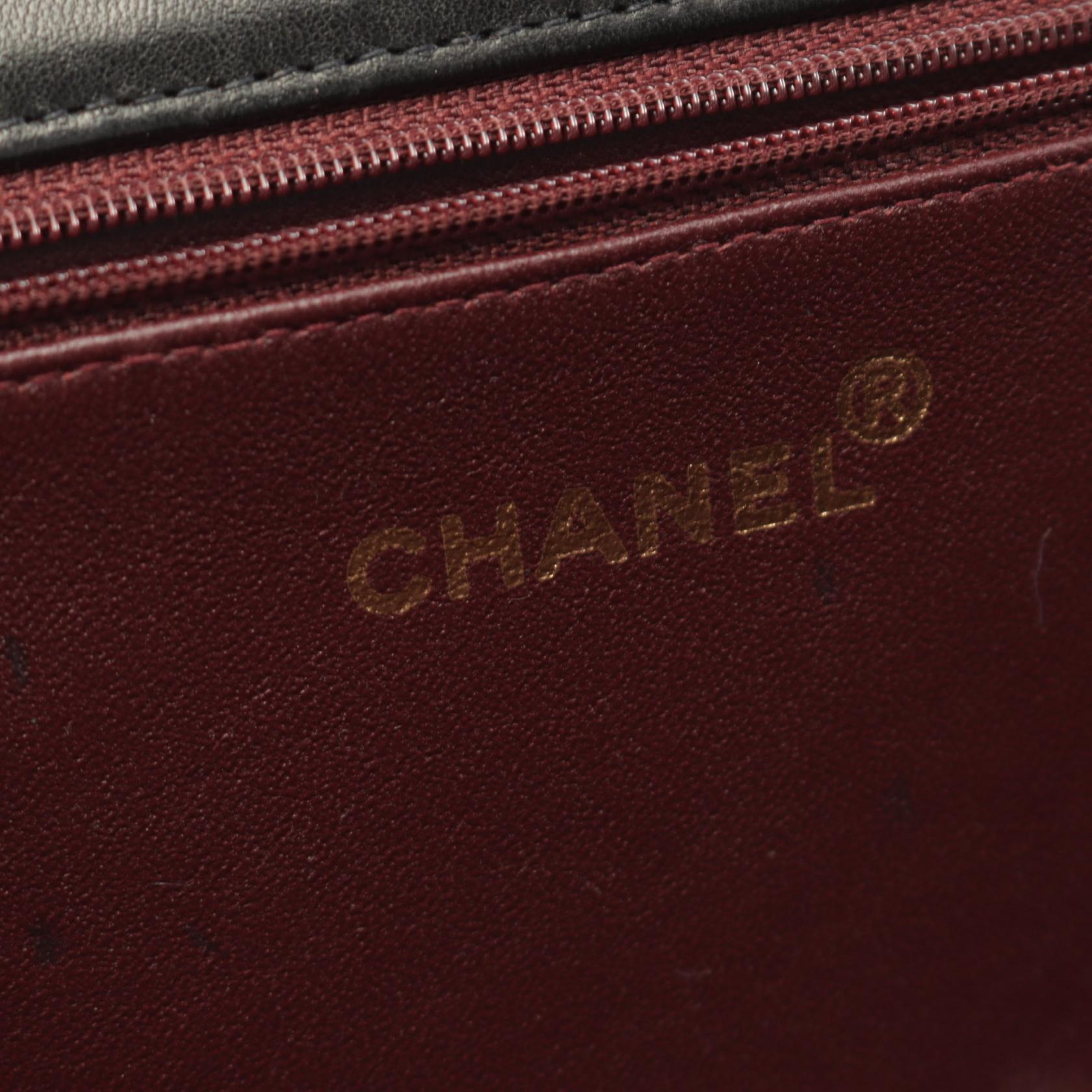 Top Quality Chanel Matelasse Lambskin Shoulder Bag Black